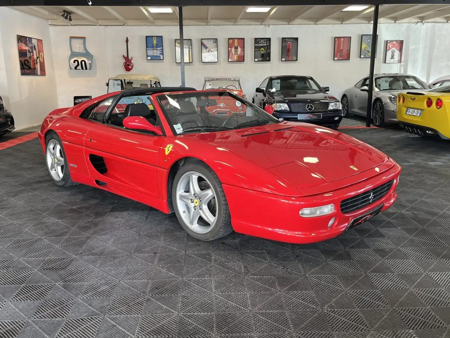 Ferrari F355 GTS Boite mécanique Rood - 1