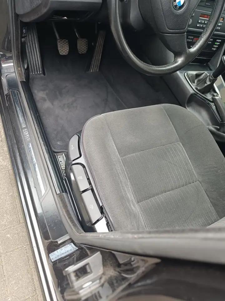 BMW 520i, foto 11