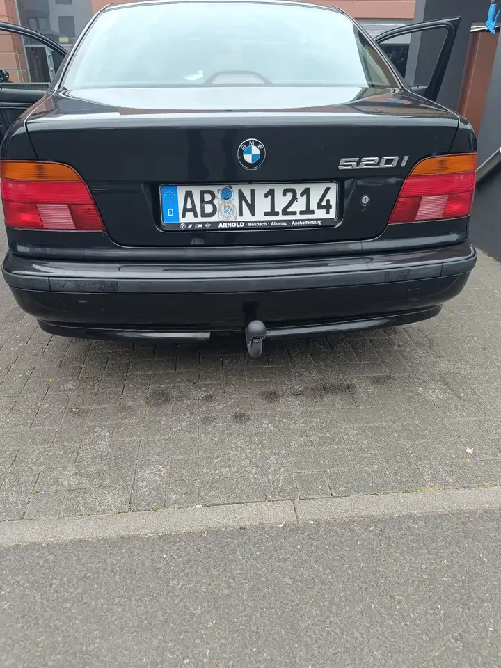 BMW 520i, foto 8