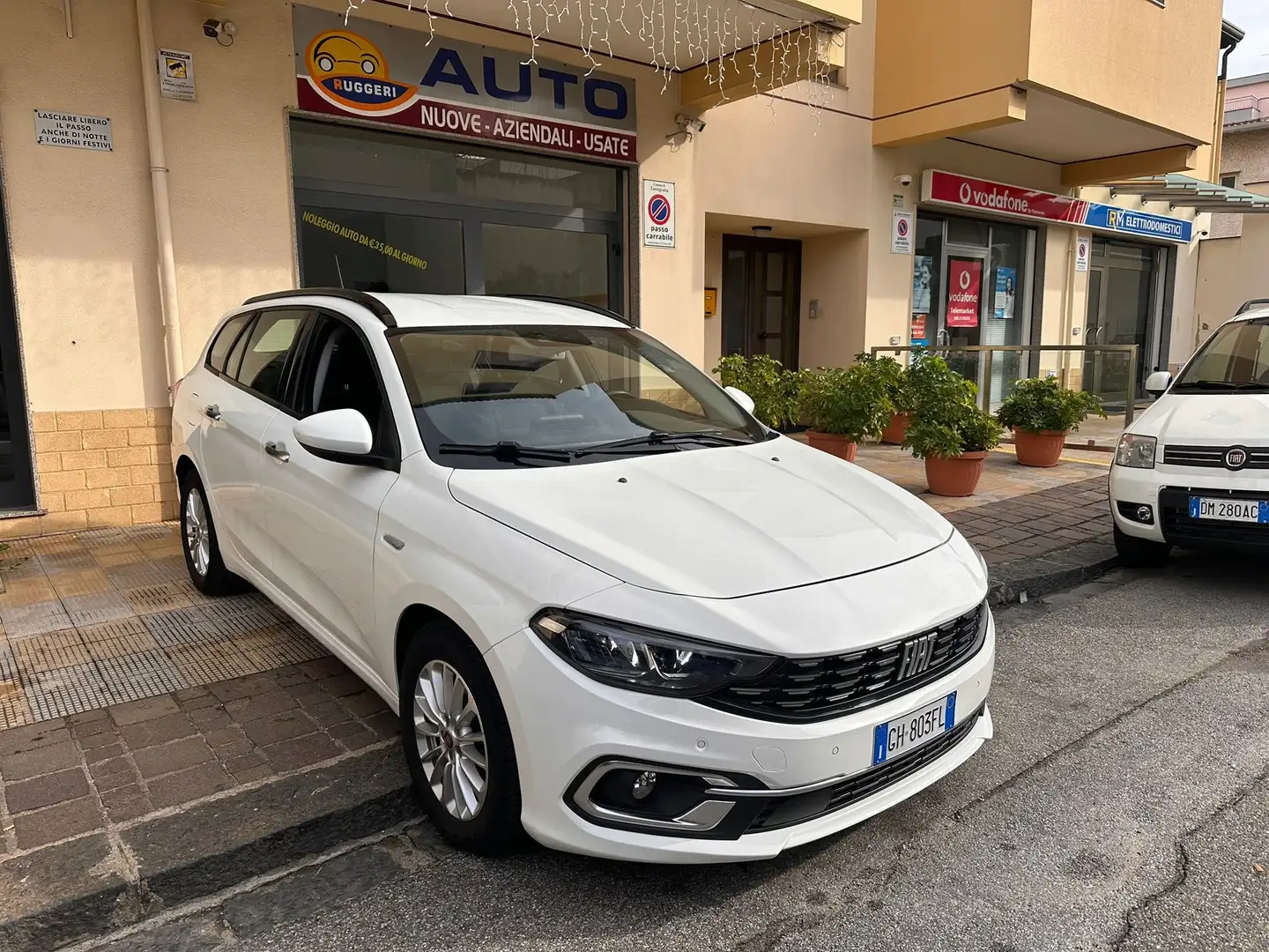 Fiat Tipo Tipo SW 1.6MJT Business Unico proprietario km cert Weiß - 2