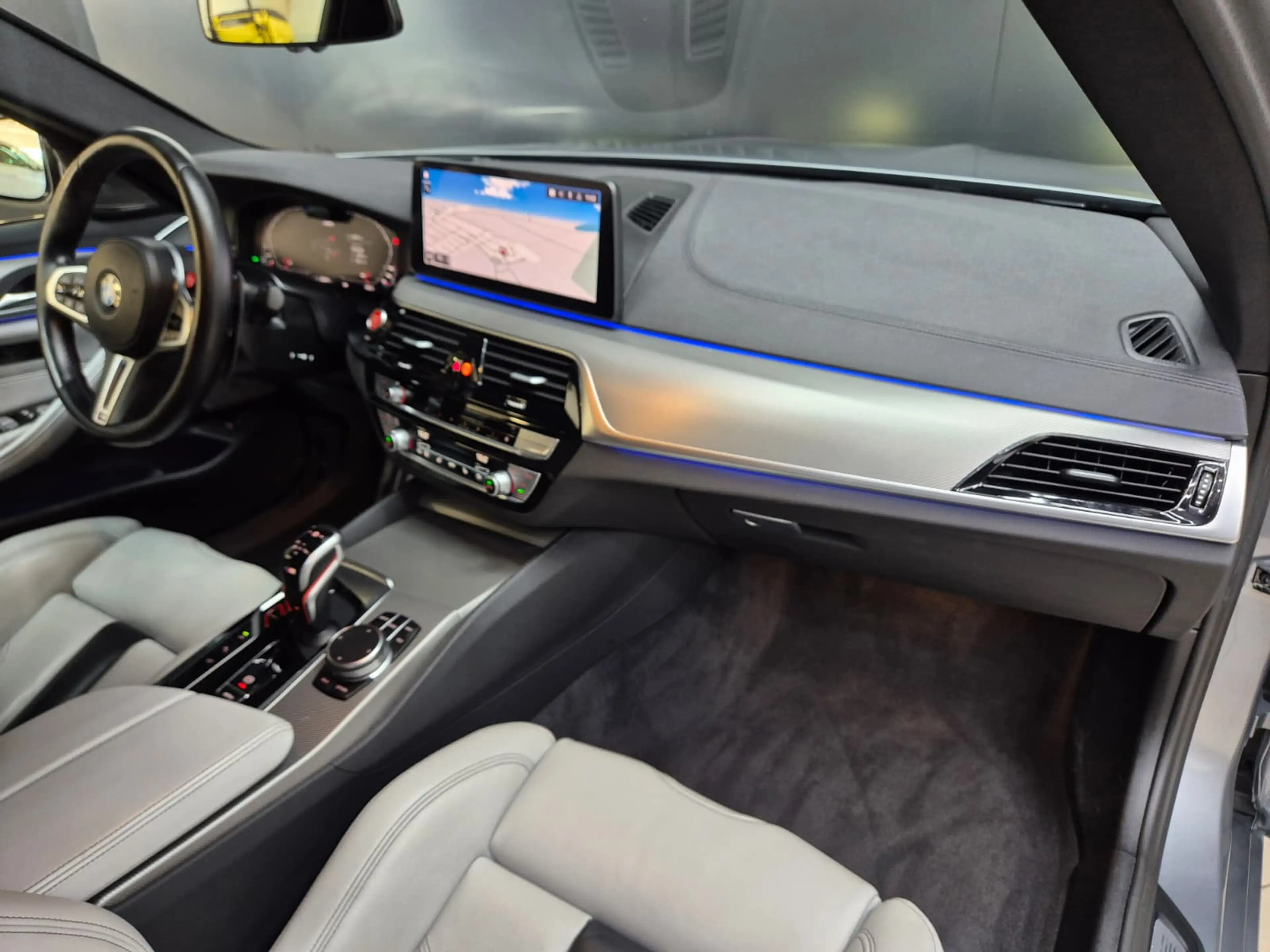 BMW M5 Lim. CARBON+SOFT+HEAD+360°+H&K+MEMO+ACC+LED+ — photo 14