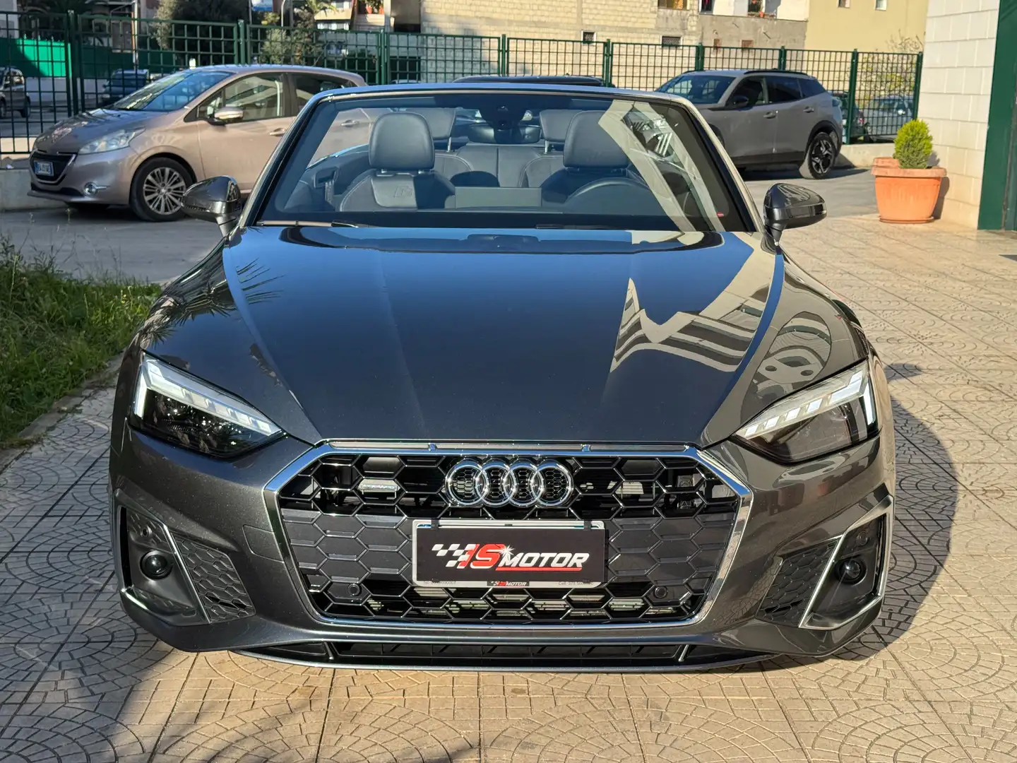 Audi A5 Cabrio 40 tdi mhev S line quattro 204cv s-tronic Grijs - 2