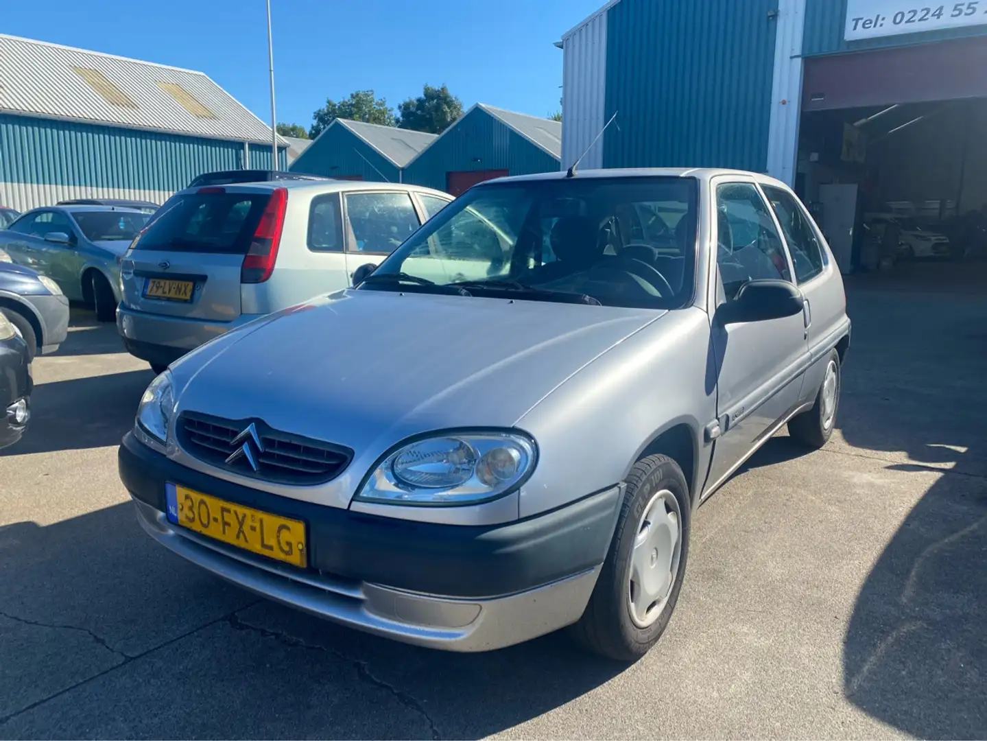 Citroen SAXO 1.4i SX Grijs - 1