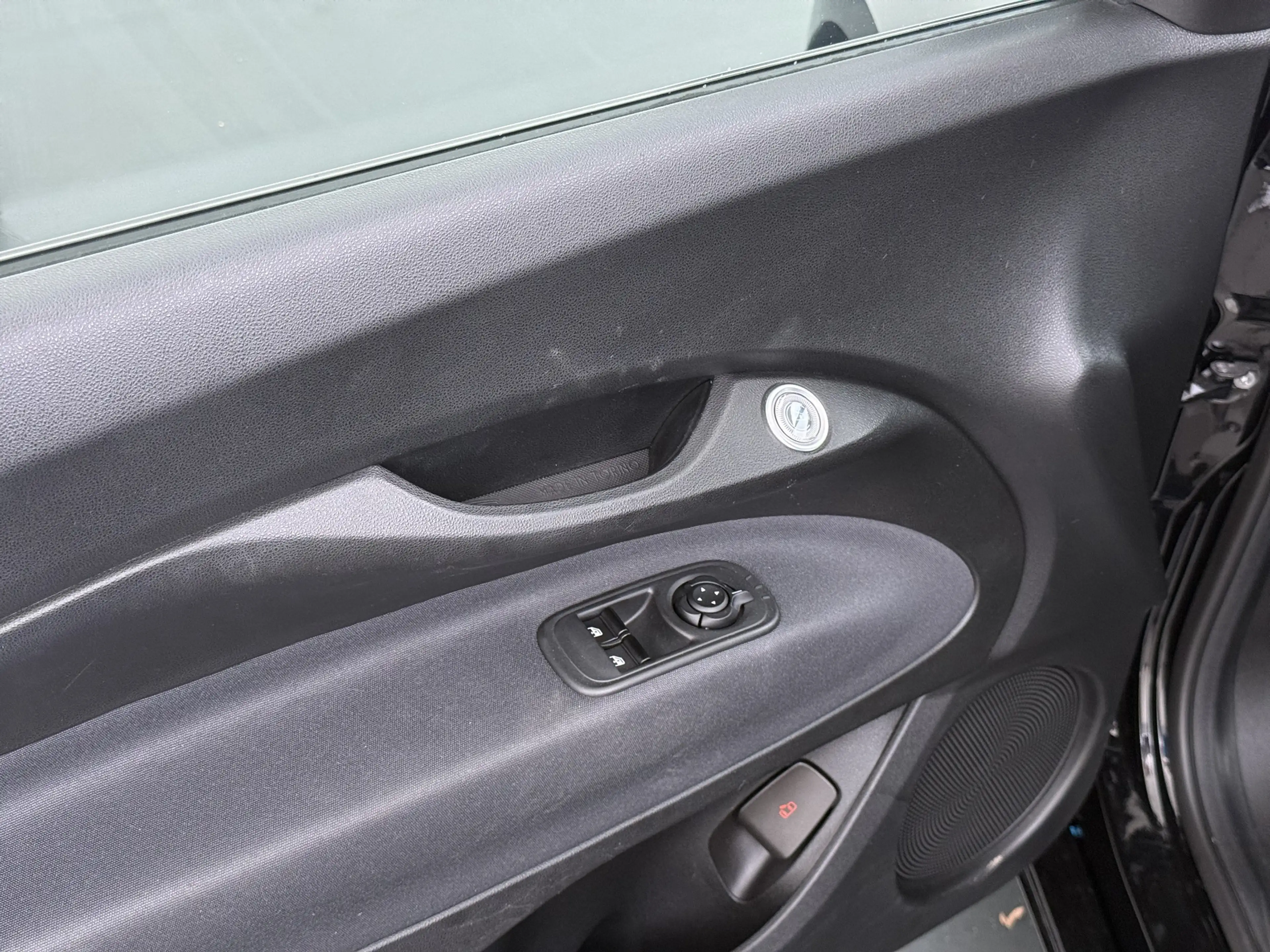 Fiat 500e Icon Long Range 42kWh SOH 91% Apple Carplay Androi — photo 13