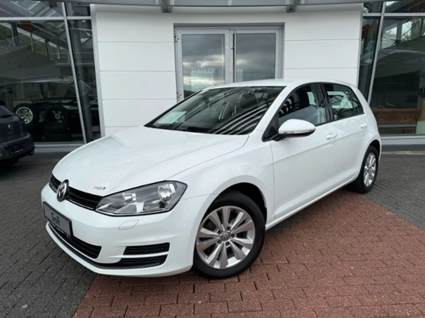 Volkswagen Golf VII 1.2 TSI Comfortline SHZ,Bluetooth,AppConnect Blanc - 2