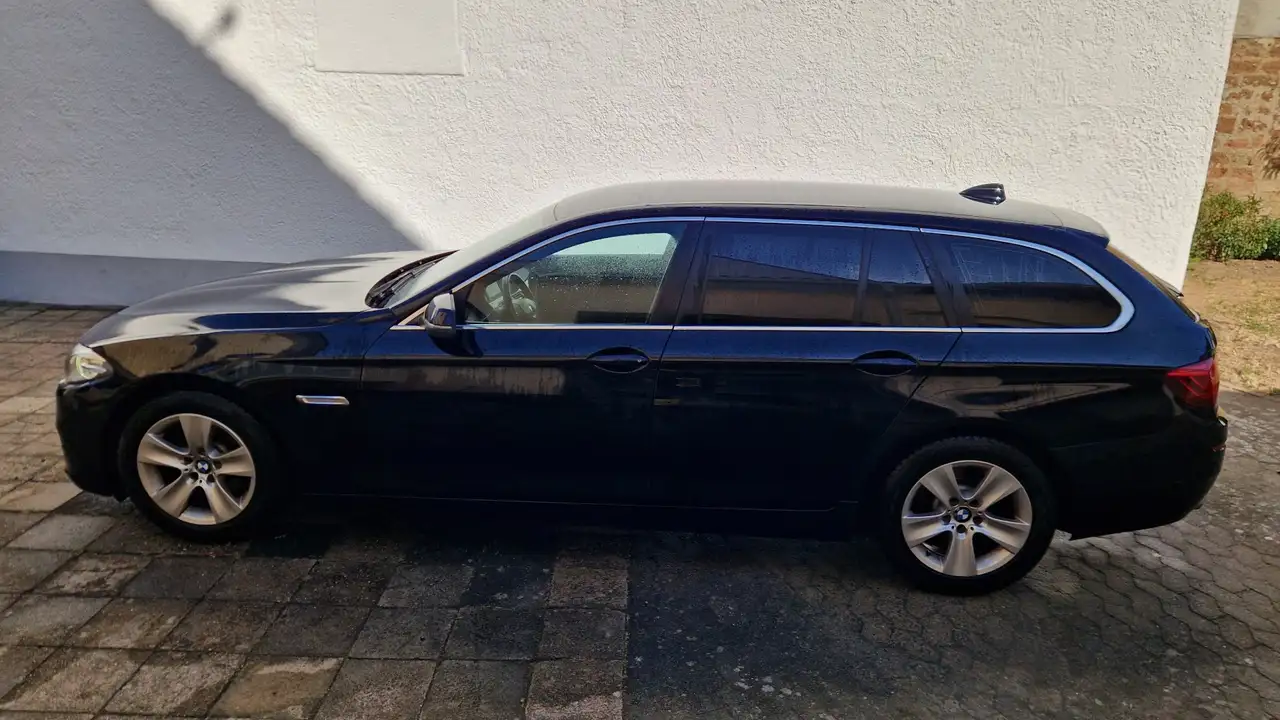 BMW 520 520d Touring — photo 1 of 18
