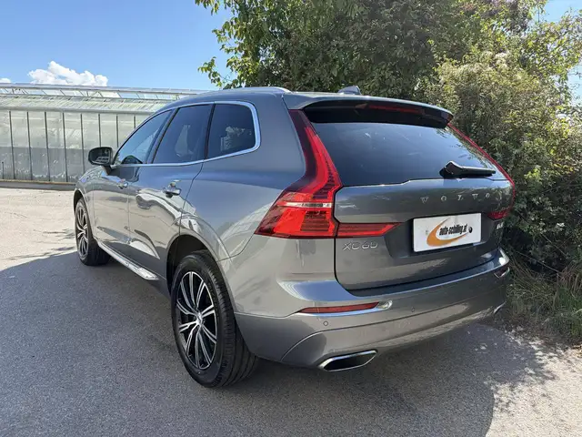 Volvo XC60 view 6
