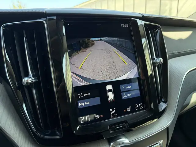 Volvo XC60 view 12
