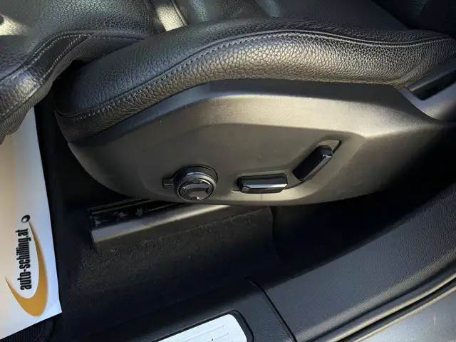 Volvo XC60 view 26