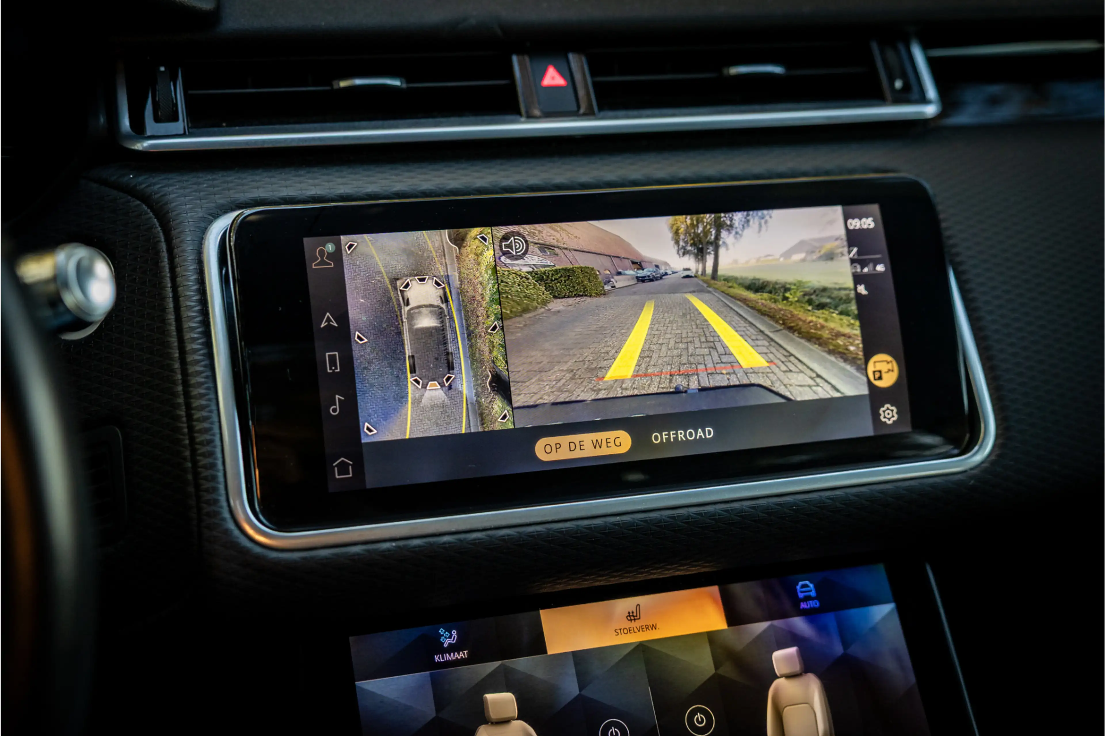 Land Rover Range Rover Velar 2.0 P400e SE Meridian Surround 360 Camera — photo 10