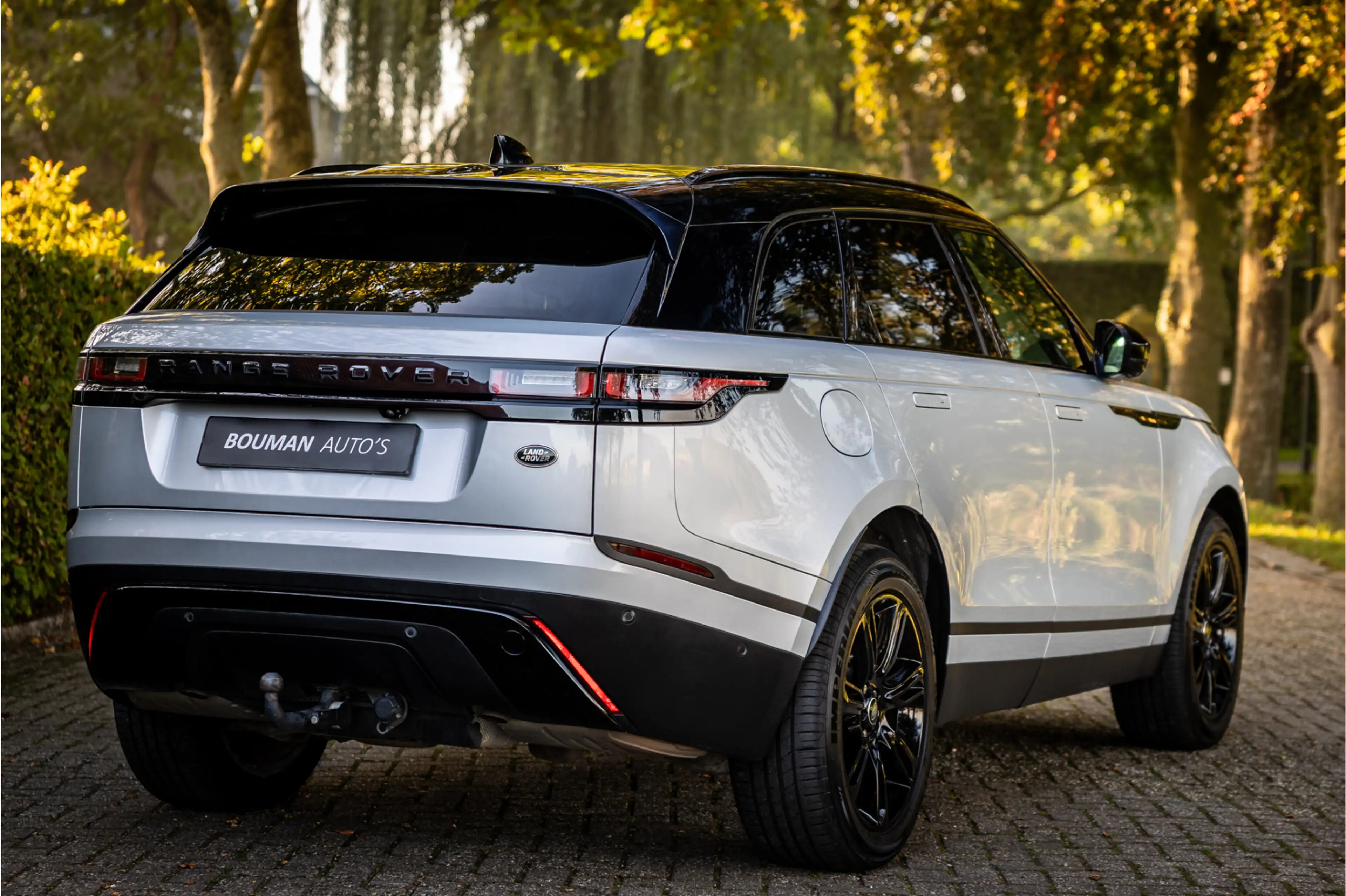 Land Rover Range Rover Velar 2.0 P400e SE Meridian Surround 360 Camera — photo 4
