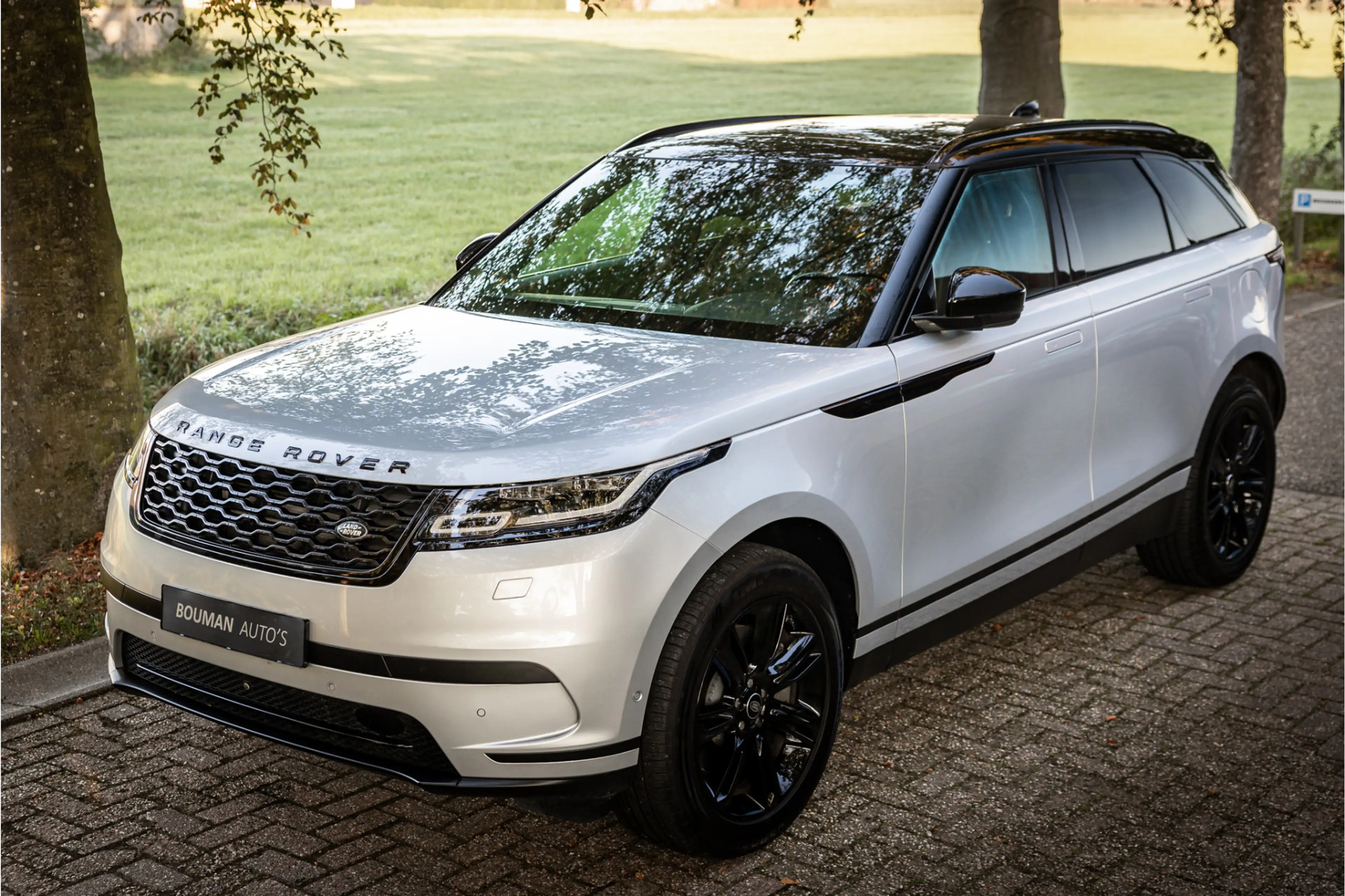 Land Rover Range Rover Velar 2.0 P400e SE Meridian Surround 360 Camera — photo 14
