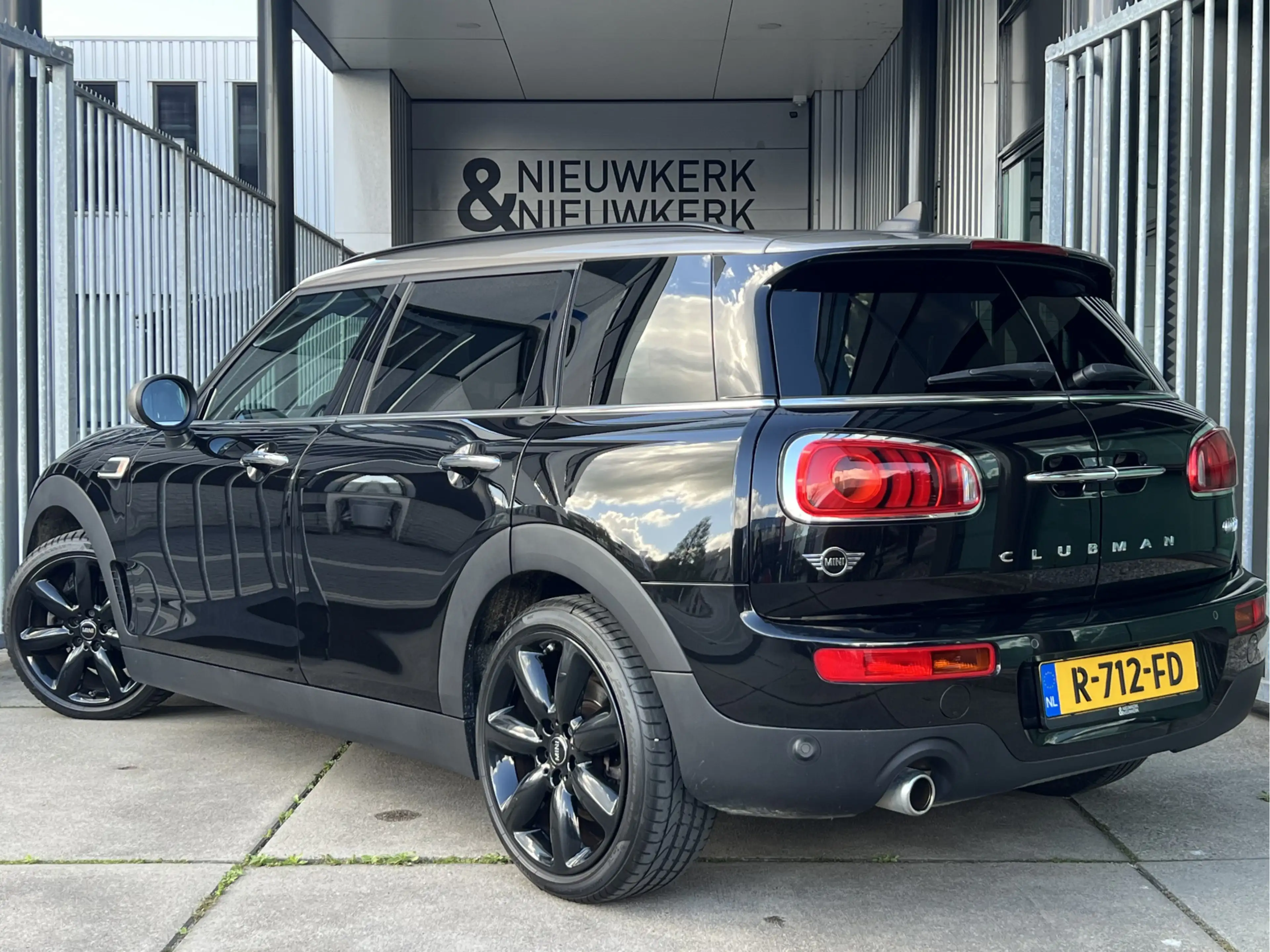 MINI Cooper Clubman Mini 1.5 Chili | AUTOMAAT | SCHUIF/KANTELDAK | CAR — photo 4