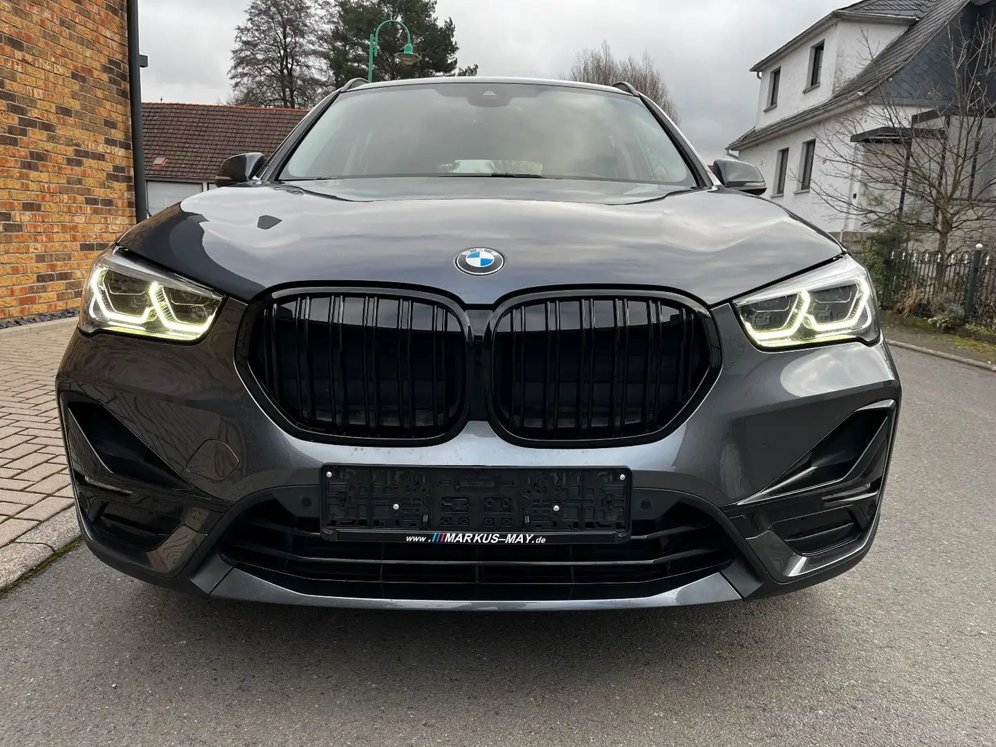 BMW X1 xDrive 25d SportLine LED Navi Kamera Leder Gris - 2