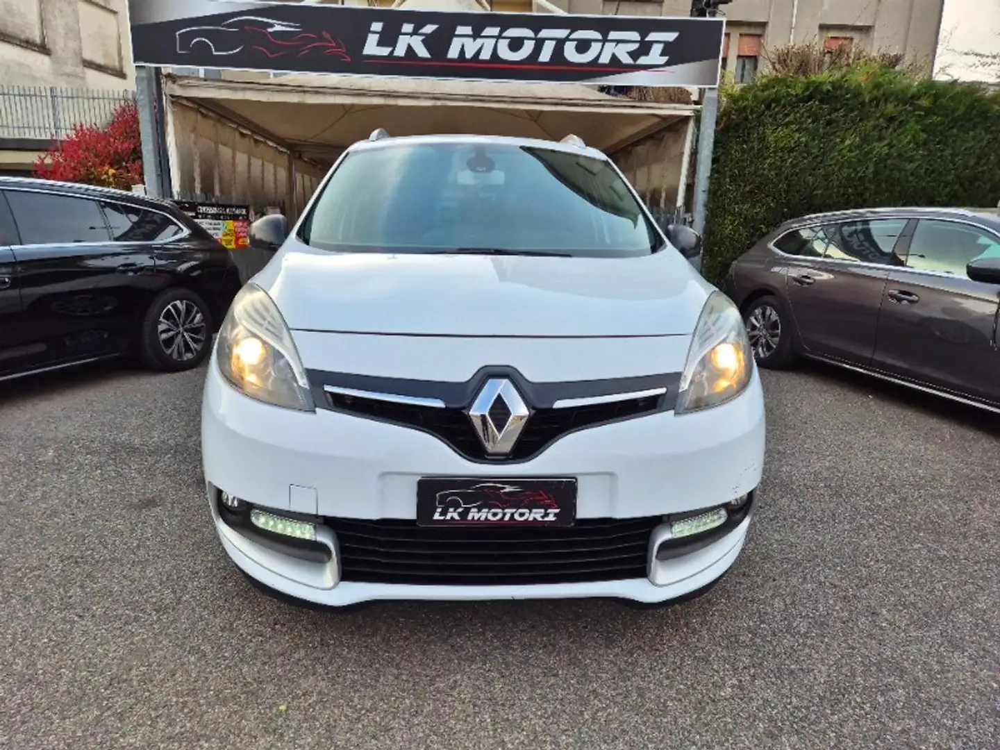 Renault Scenic Scénic 1.5 dCi 110CV Limited Weiß - 1