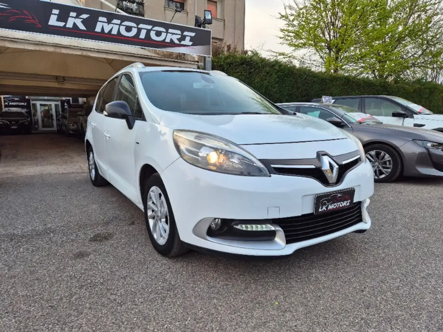 Renault Scenic Scénic 1.5 dCi 110CV Limited Weiß - 2
