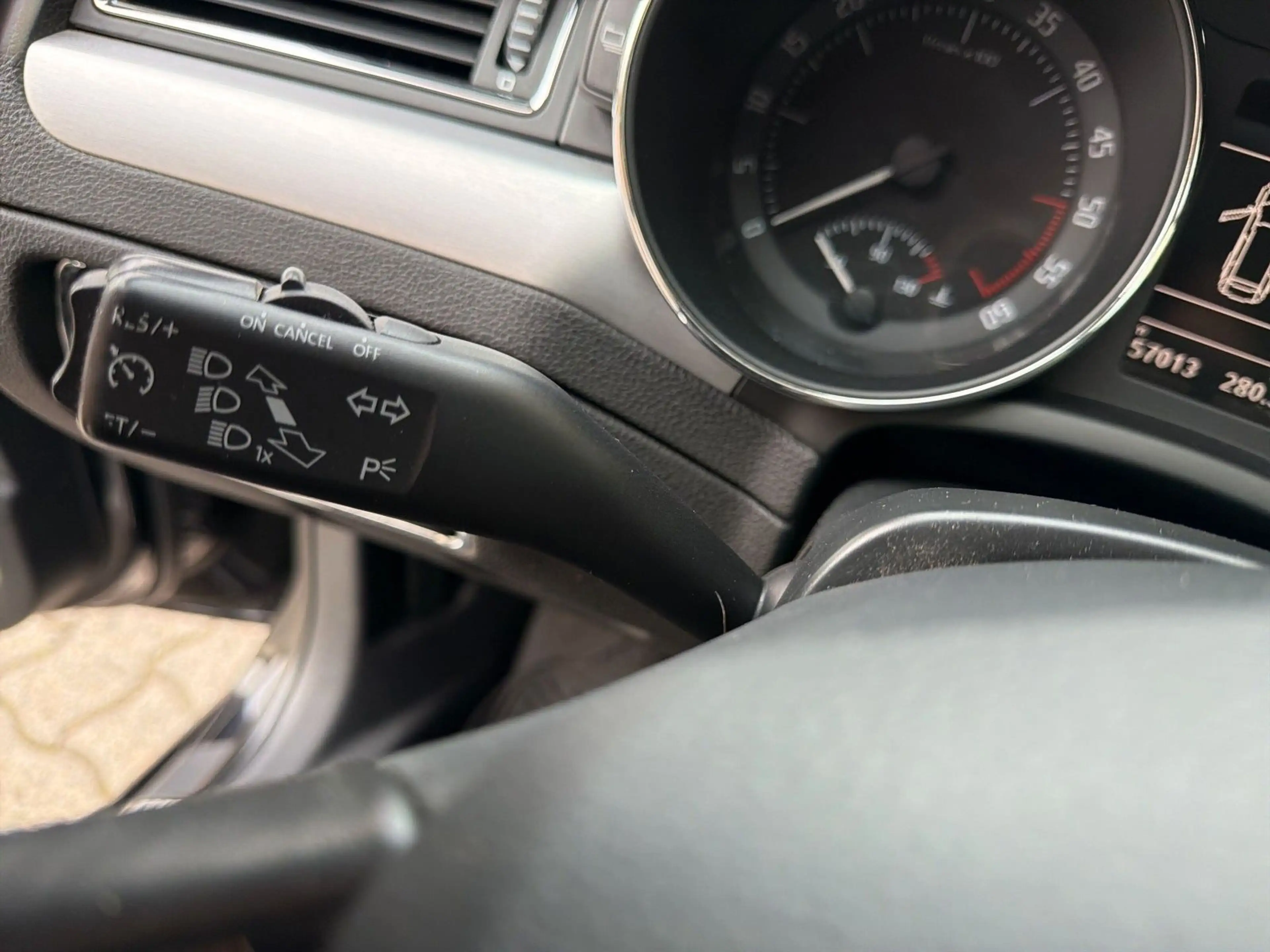 Skoda Superb Combi SHZ/NAVI/KLIMA/8-FACH — photo 22