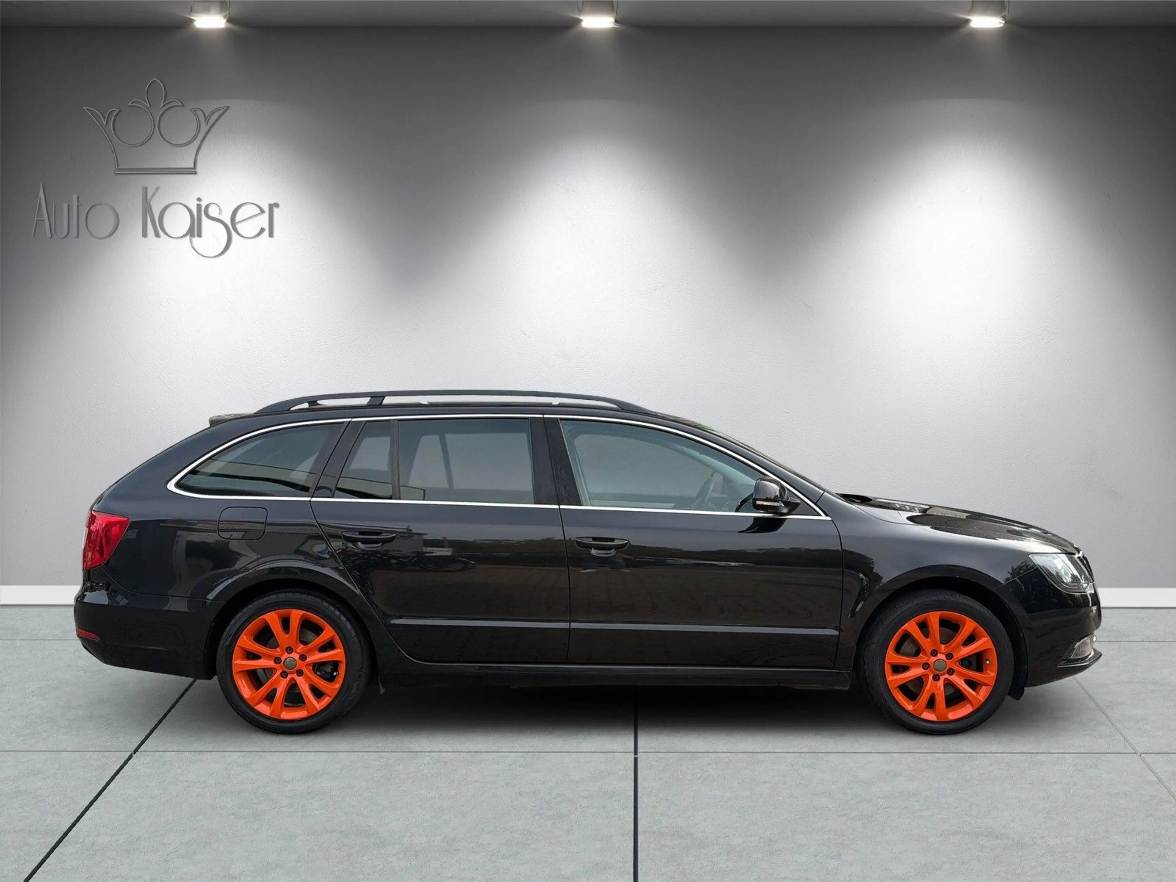 Skoda Superb Combi SHZ/NAVI/KLIMA/8-FACH — photo 4