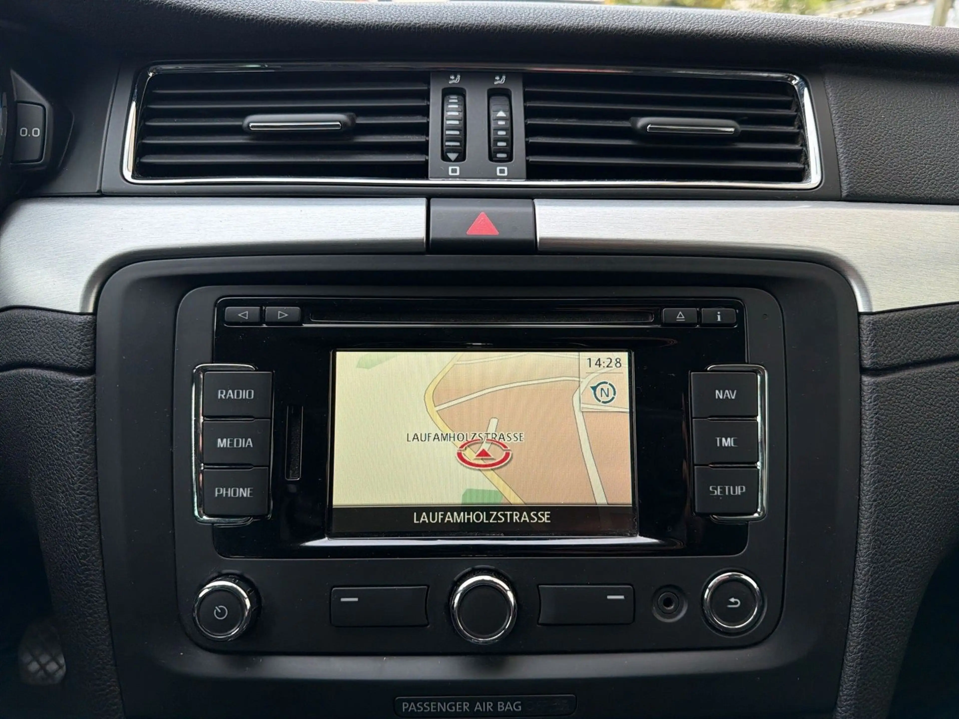 Skoda Superb Combi SHZ/NAVI/KLIMA/8-FACH — photo 15