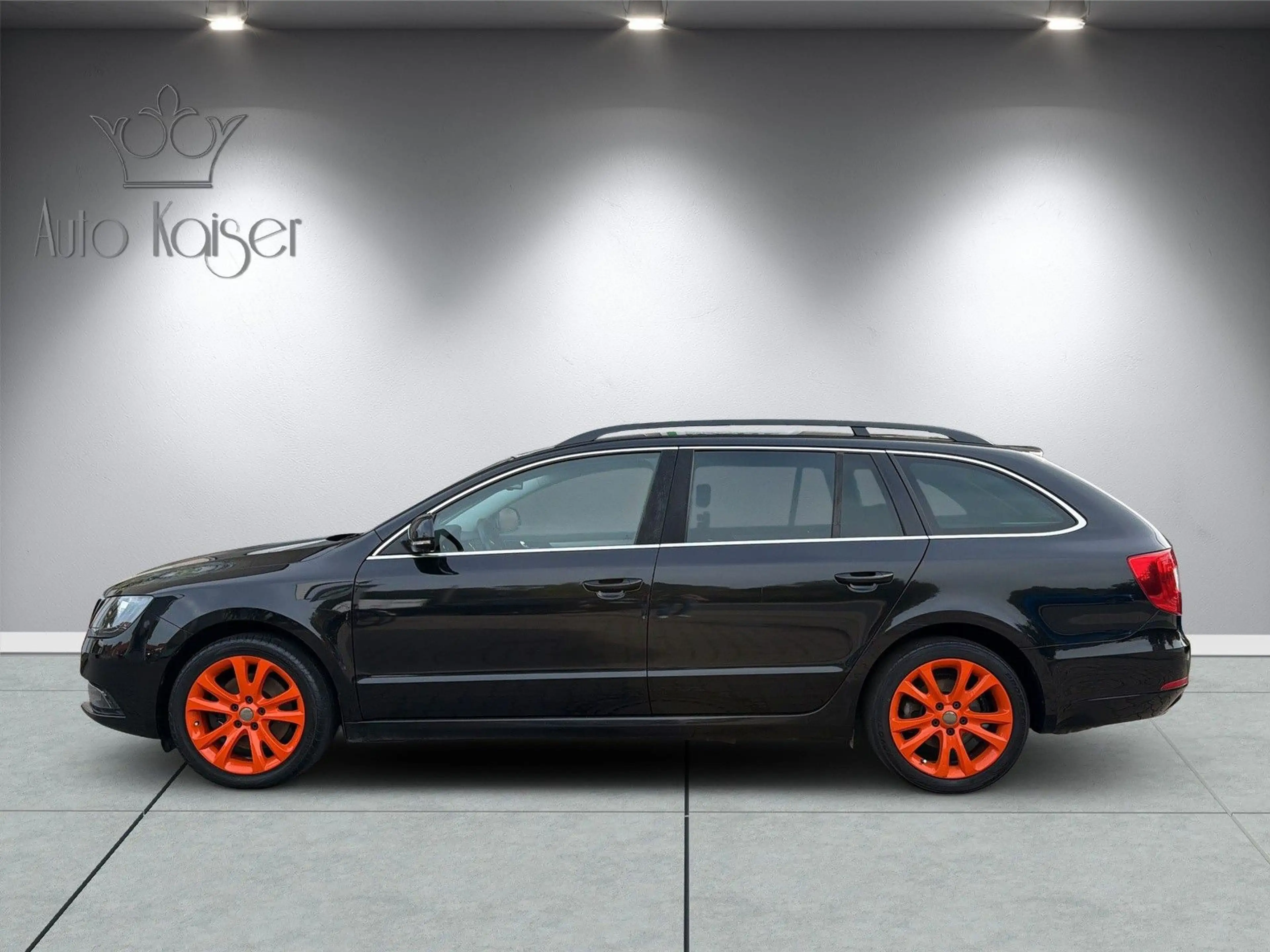 Skoda Superb Combi SHZ/NAVI/KLIMA/8-FACH — photo 5