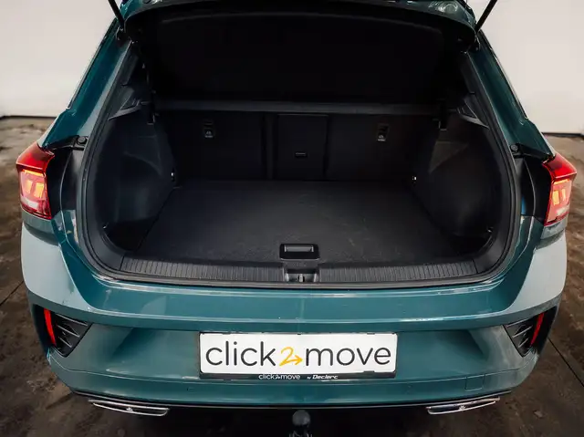 Volkswagen T-Roc view 9