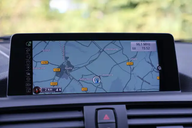 BMW 1 Series view 28