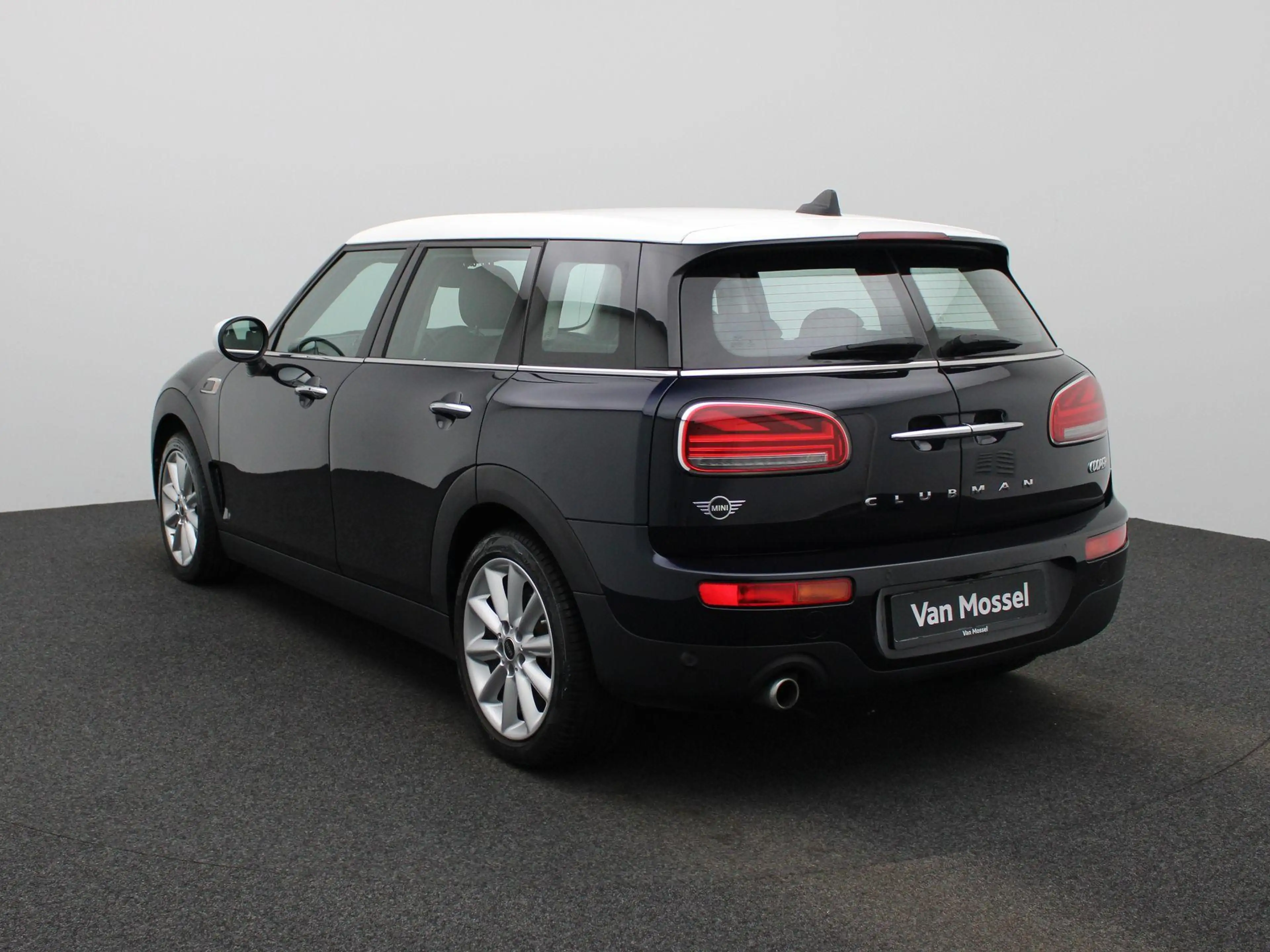 MINI Cooper Clubman (100 kW) | Camera | PDC A | Bluetooth | Cruise Con — photo 2