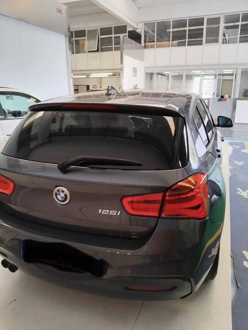 BMW 125 125i Msport 5p automatica Gris - 2