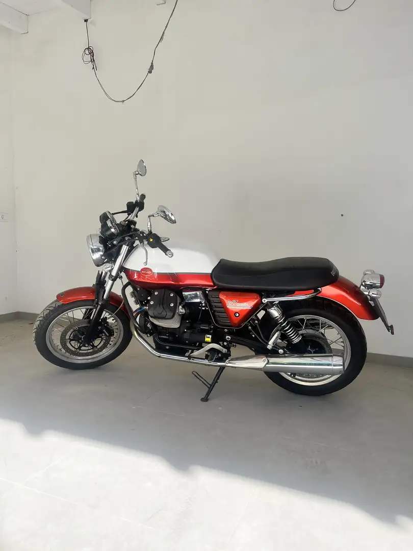 Moto Guzzi V 7 special - 1