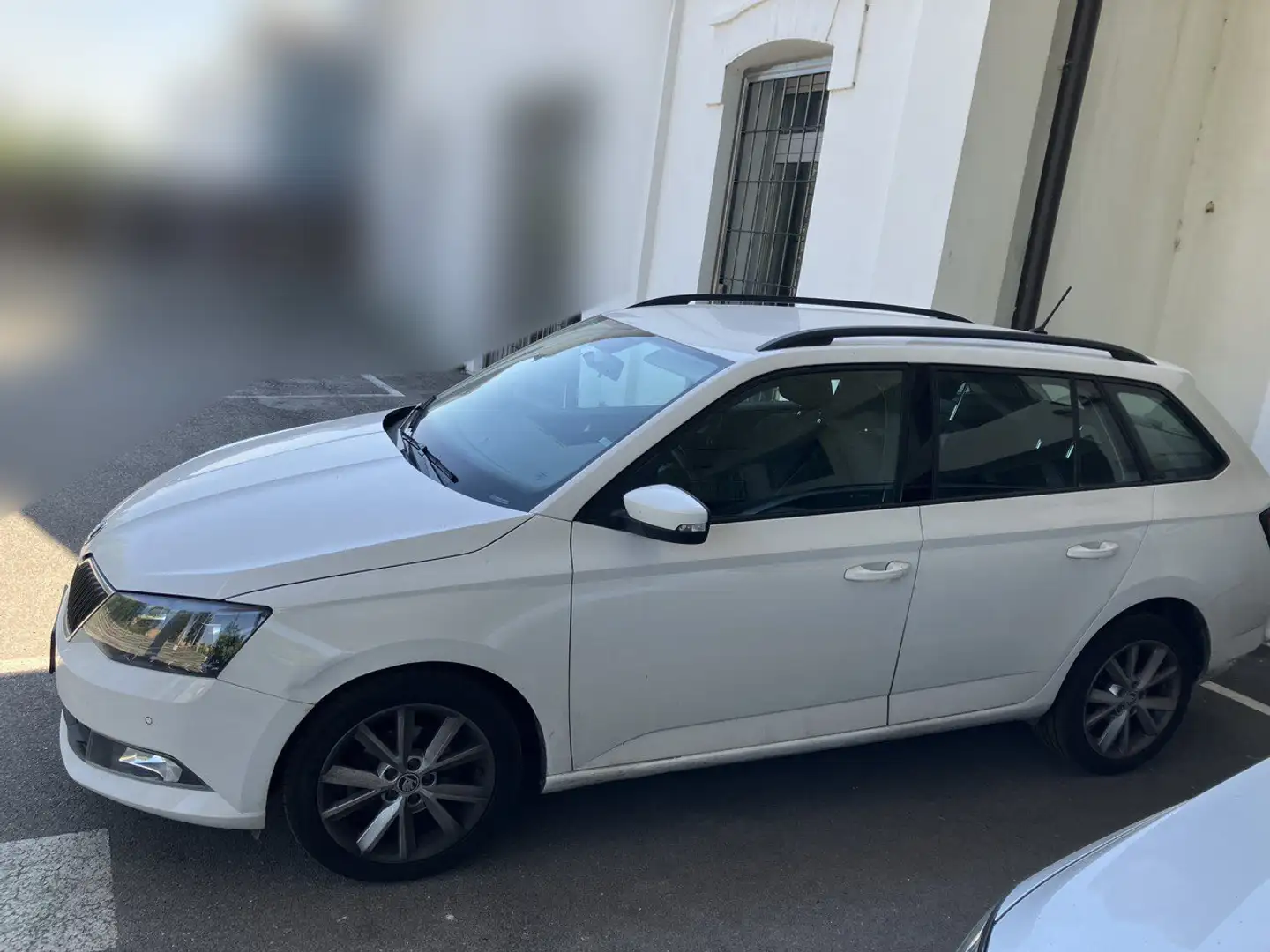Skoda Fabia Fabia III 2015 WagonWagon 1.4 tdi Executive 75cv Bianco - 1