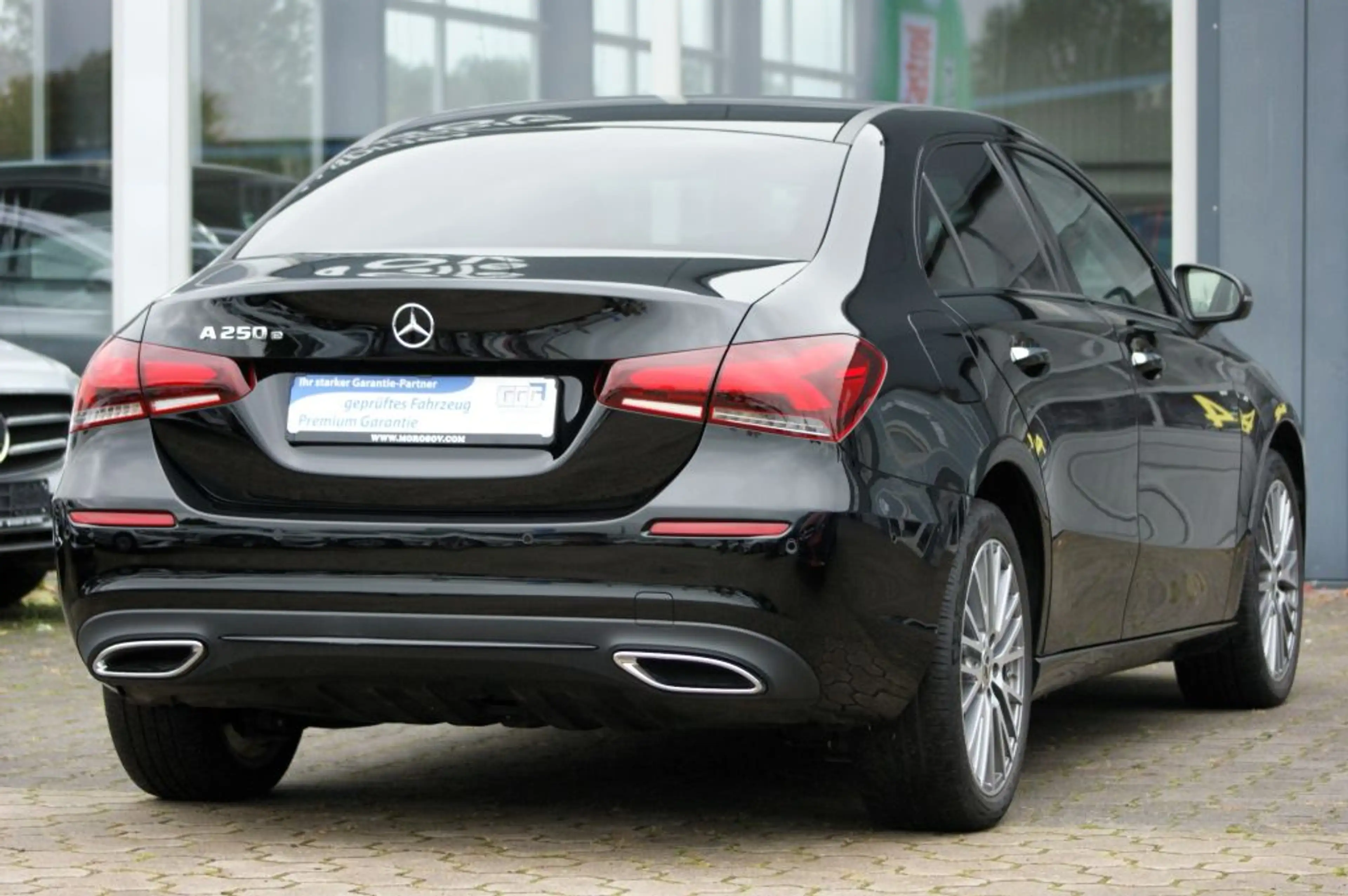 Mercedes-Benz A 250 e 8G-DCT Progressive — photo 4