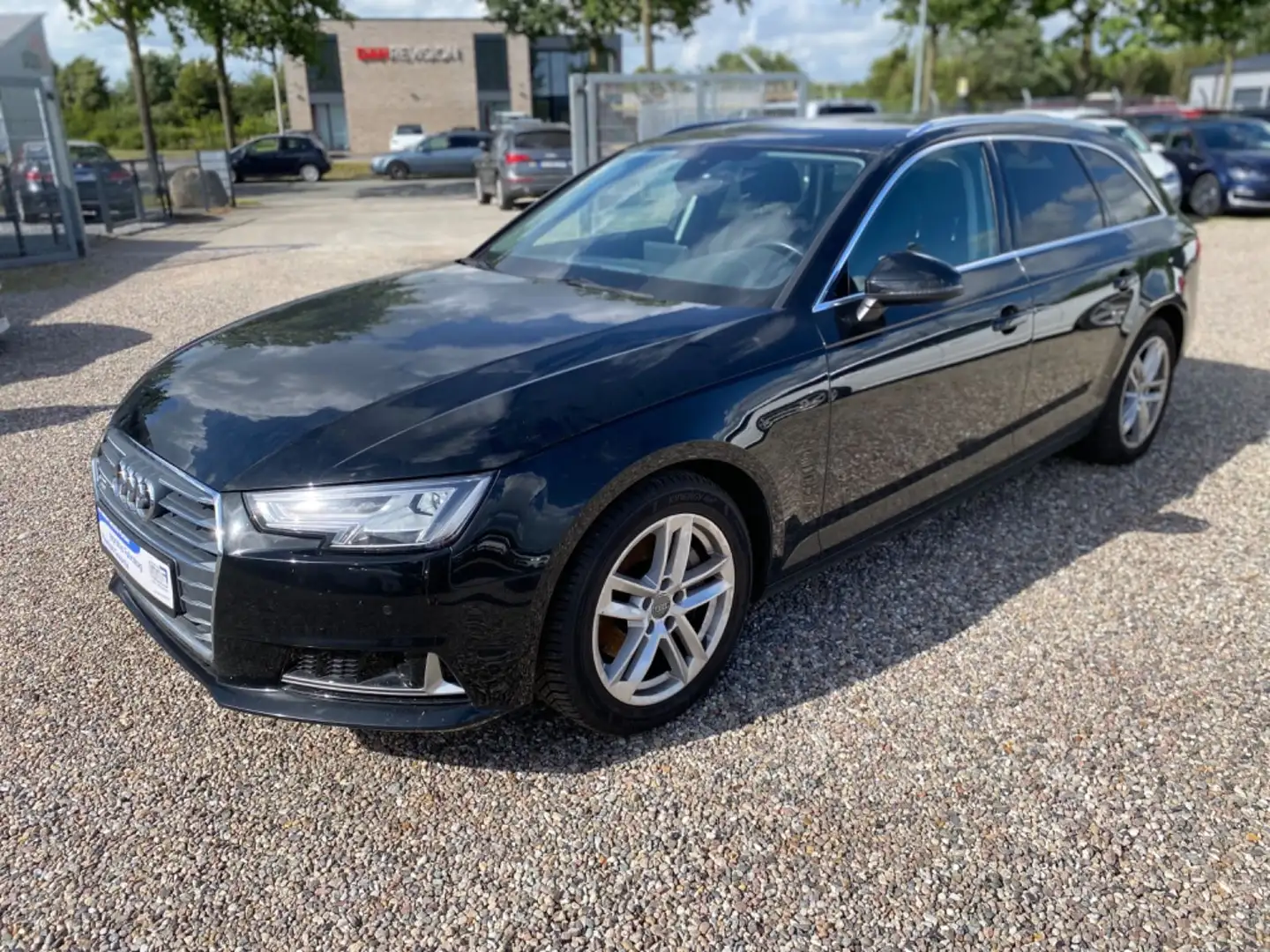 Audi A4 3,0 TDI V6 ACC S-line Sport Virtual MMI LED Nero - 1