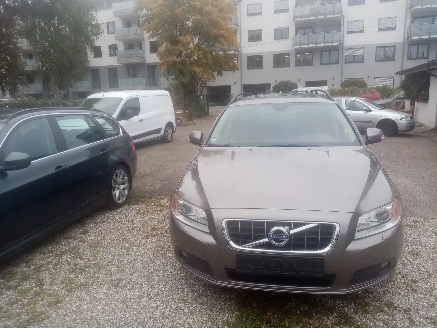 Volvo V70 Summum Grau - 1