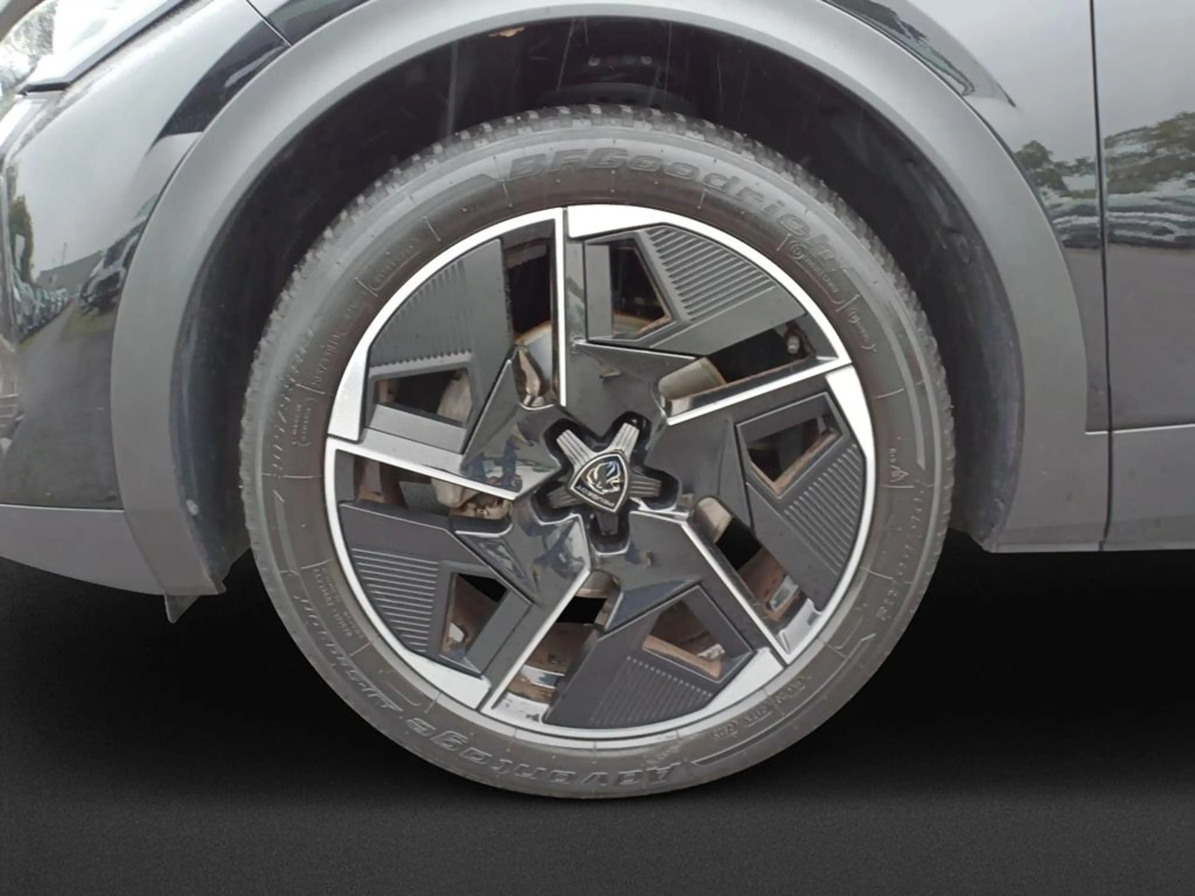 Peugeot 408 PureTech 130 GT — photo 8