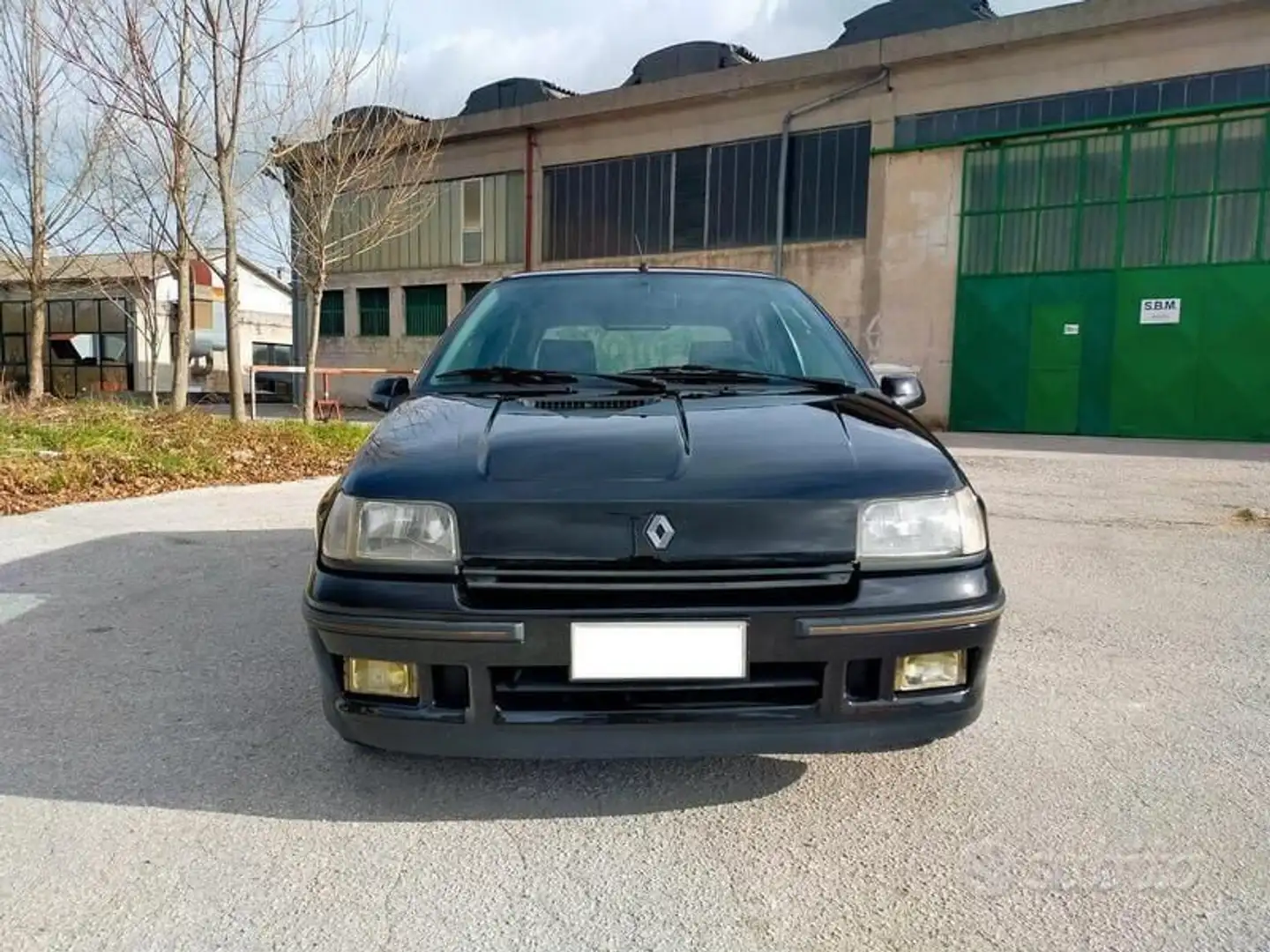 Renault Clio 3p 1.8 16v - 1