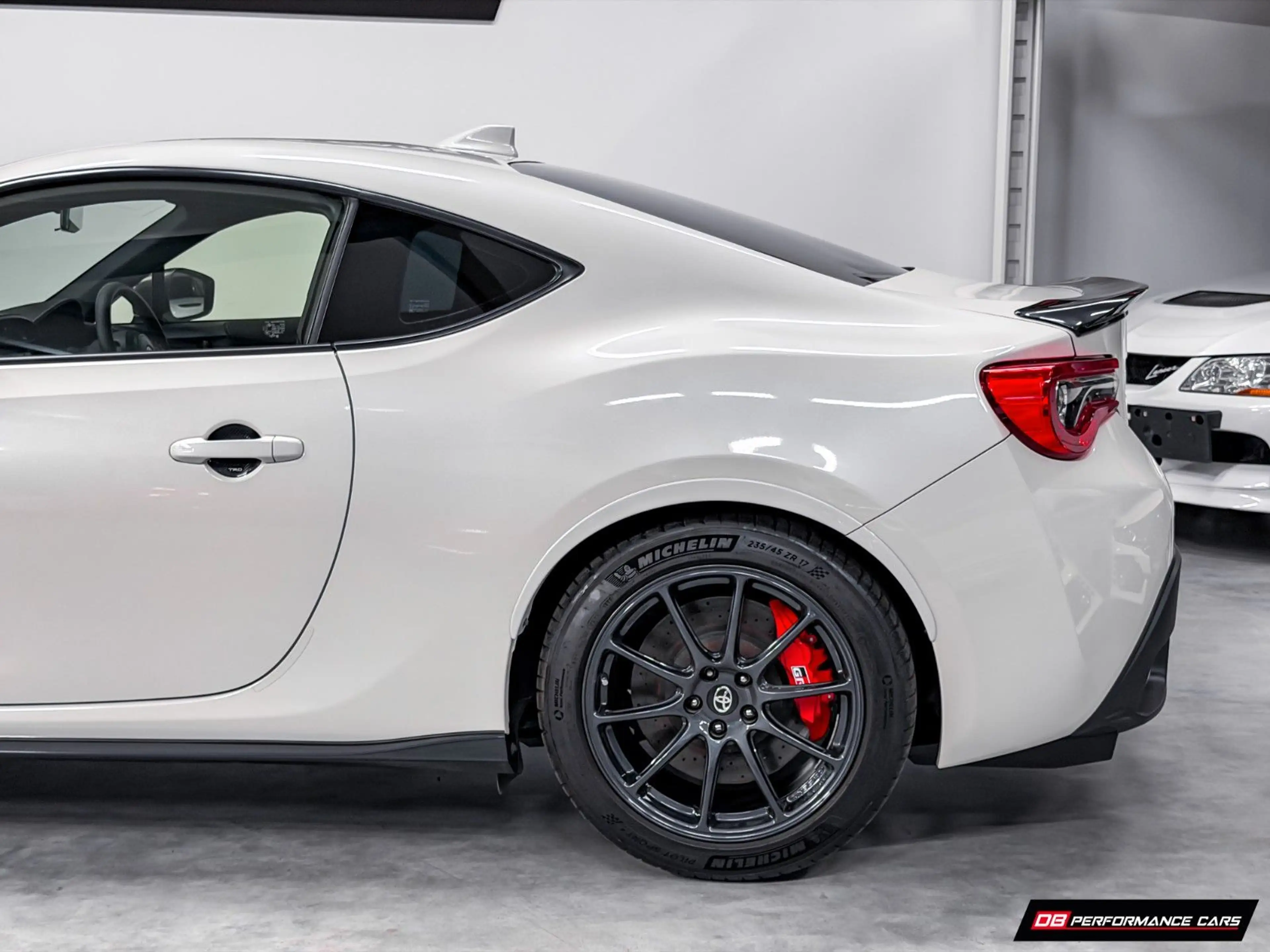 Toyota GT86 GR Sport, Sondermodell, JDM — photo 12