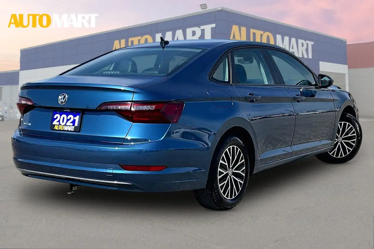 Volkswagen Jetta снимка Volkswagen Jetta
