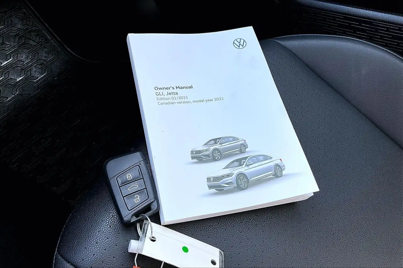 Volkswagen Jetta снимка Volkswagen Jetta