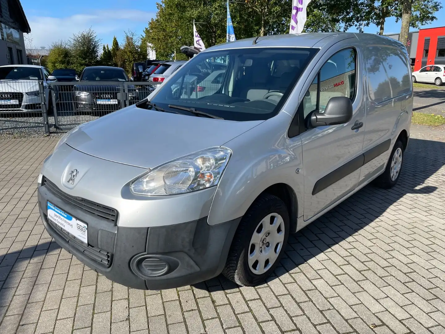 Peugeot Partner 1.6 e-HDi Kasten L1 Komfort Klima Temp. Grau - 1