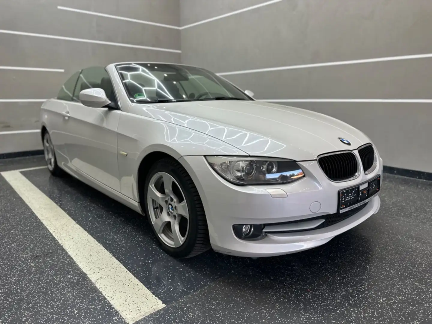 BMW 320 Baureihe 3 Cabrio 320i * Facelift * Leder * Weiß - 2