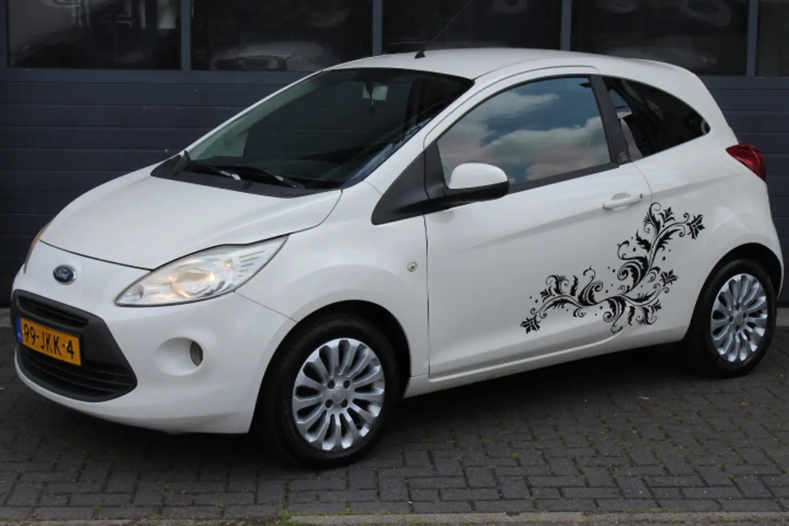 Ford Ka/Ka+ 1.2 Titanium Lage km stand!, Airco, LM Velgen Blanc - 1