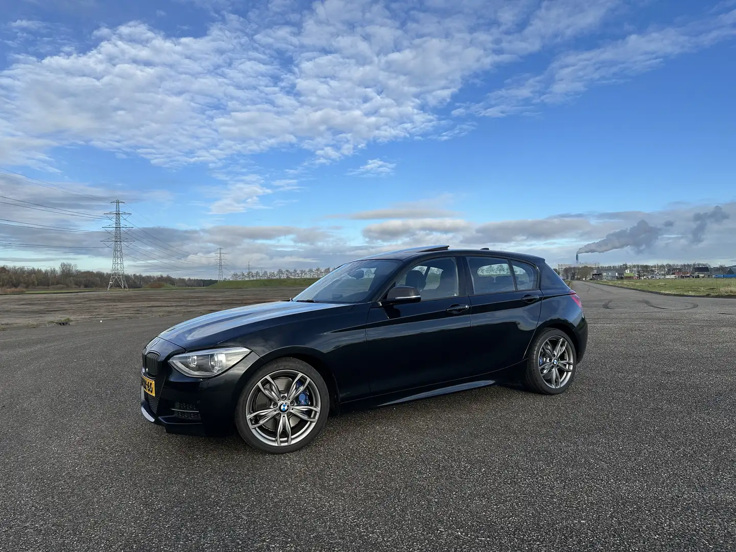 BMW 135 xD. High Exe. Nero - 2