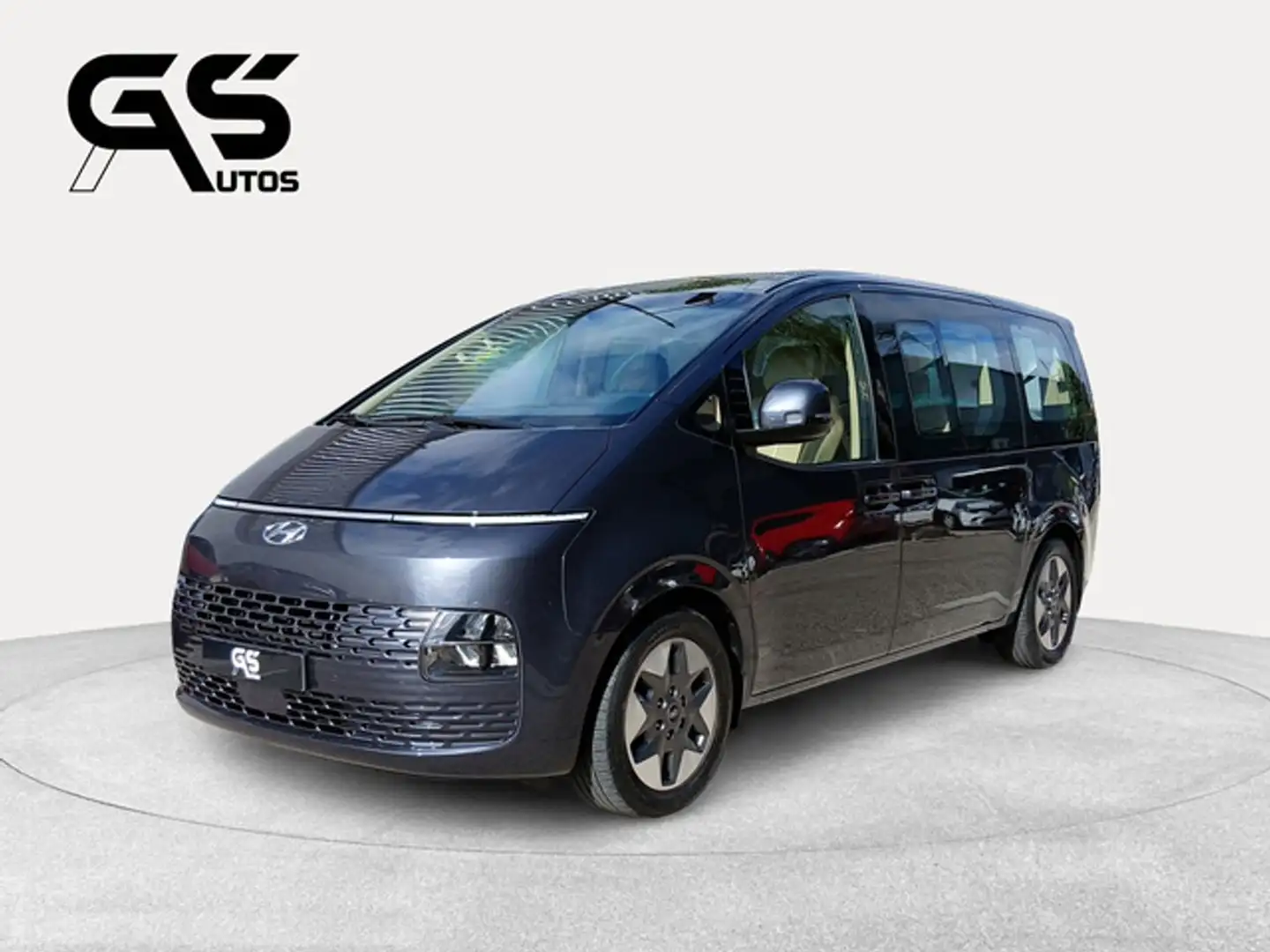 Hyundai STARIA 2.2CRDi 9S Tecno 177 Aut. Gris - 1