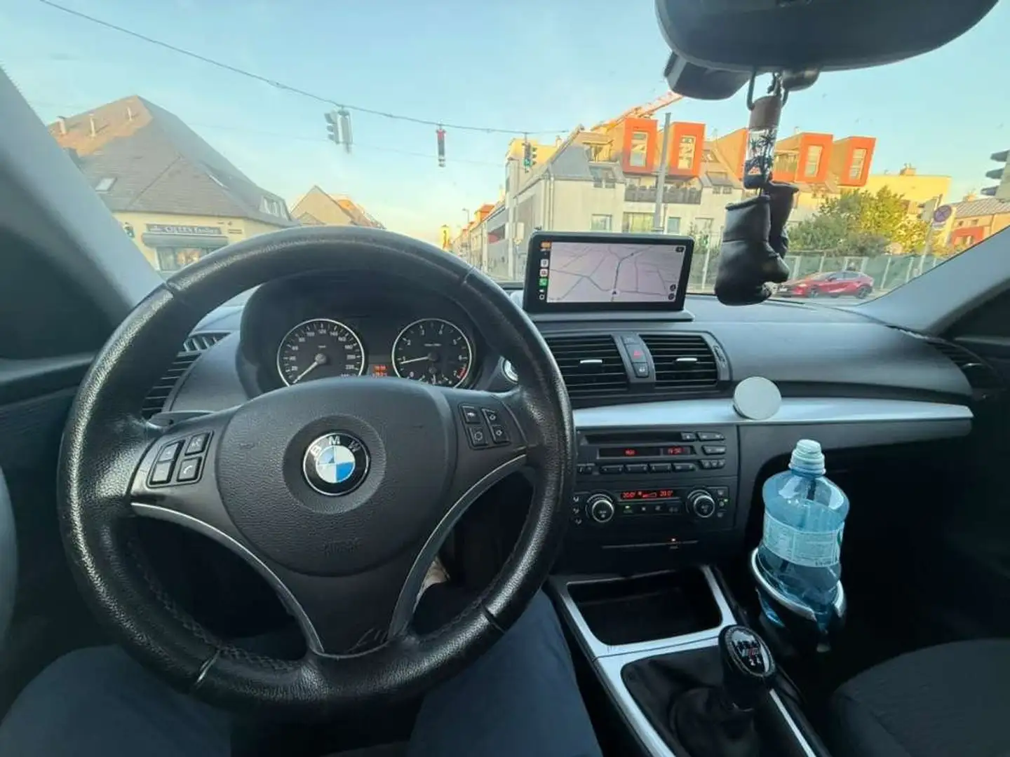 BMW 118 118i  Schiebedach-CarPlay-Navi-Ambient Licht-LCI Schwarz - 1