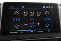 Peugeot 5008 Active 130 *1.Hand*7-Sitze*Navi*Parkass.* Grün - thumbnail 17