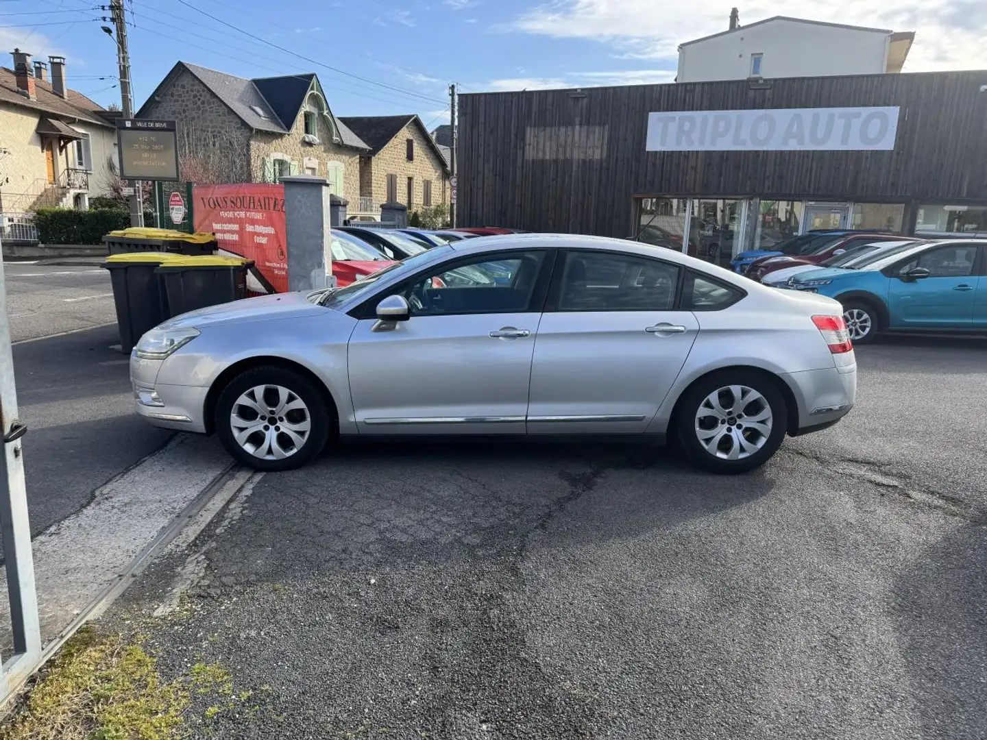 Citroen C5 2.0 HDi FAP - 140 Confort Gps + Radar AR + Clim Gris - 2