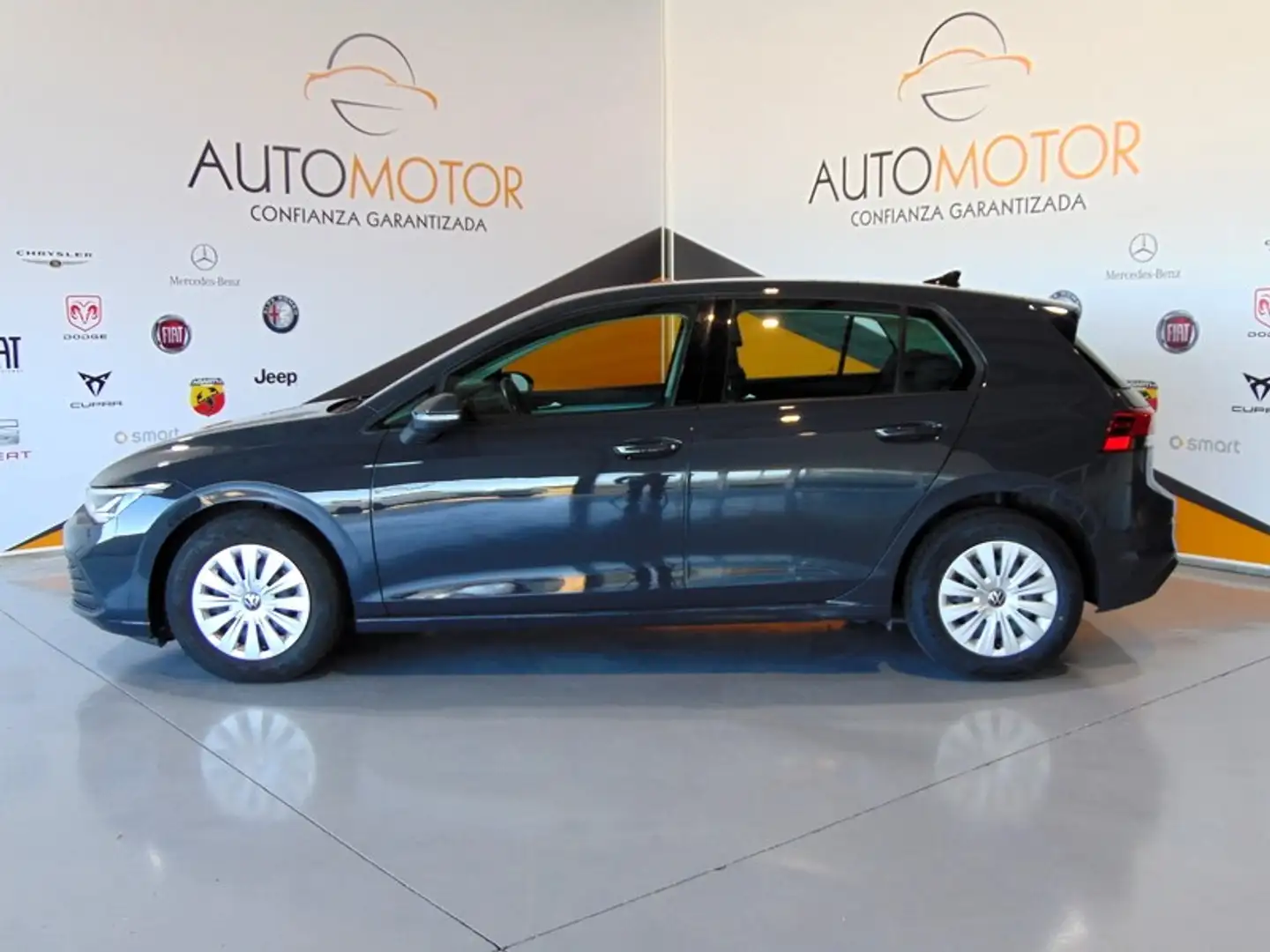 Volkswagen Golf Berlina Manual de 5 Puertas Grijs - 2