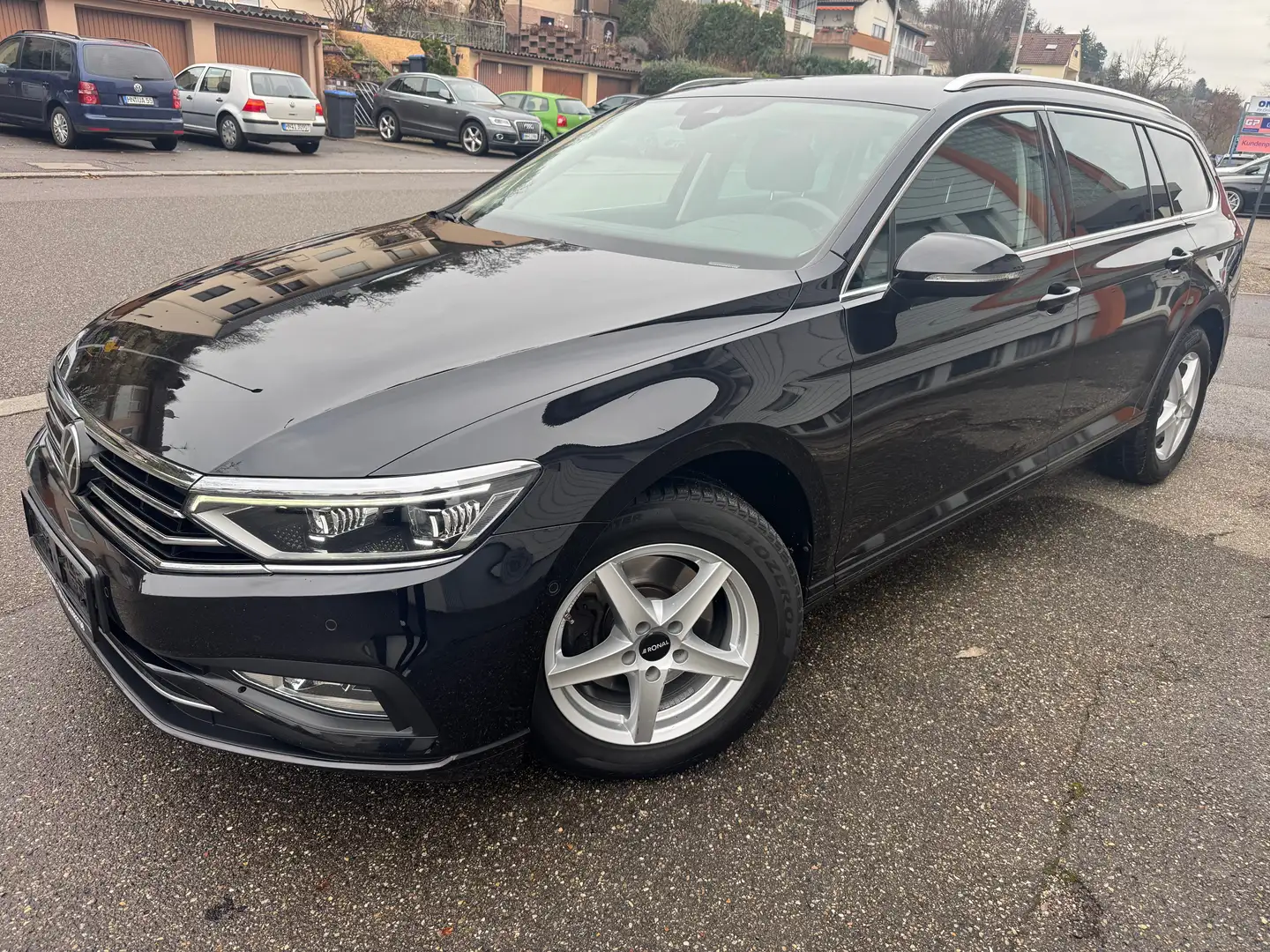 Volkswagen Passat Variant Business Headup Vollvirtuell R Kamera 8 Fach Alu Schwarz - 1