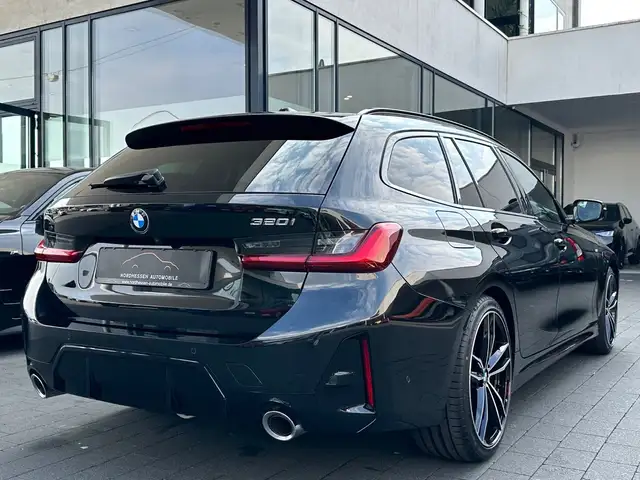 BMW M view 8