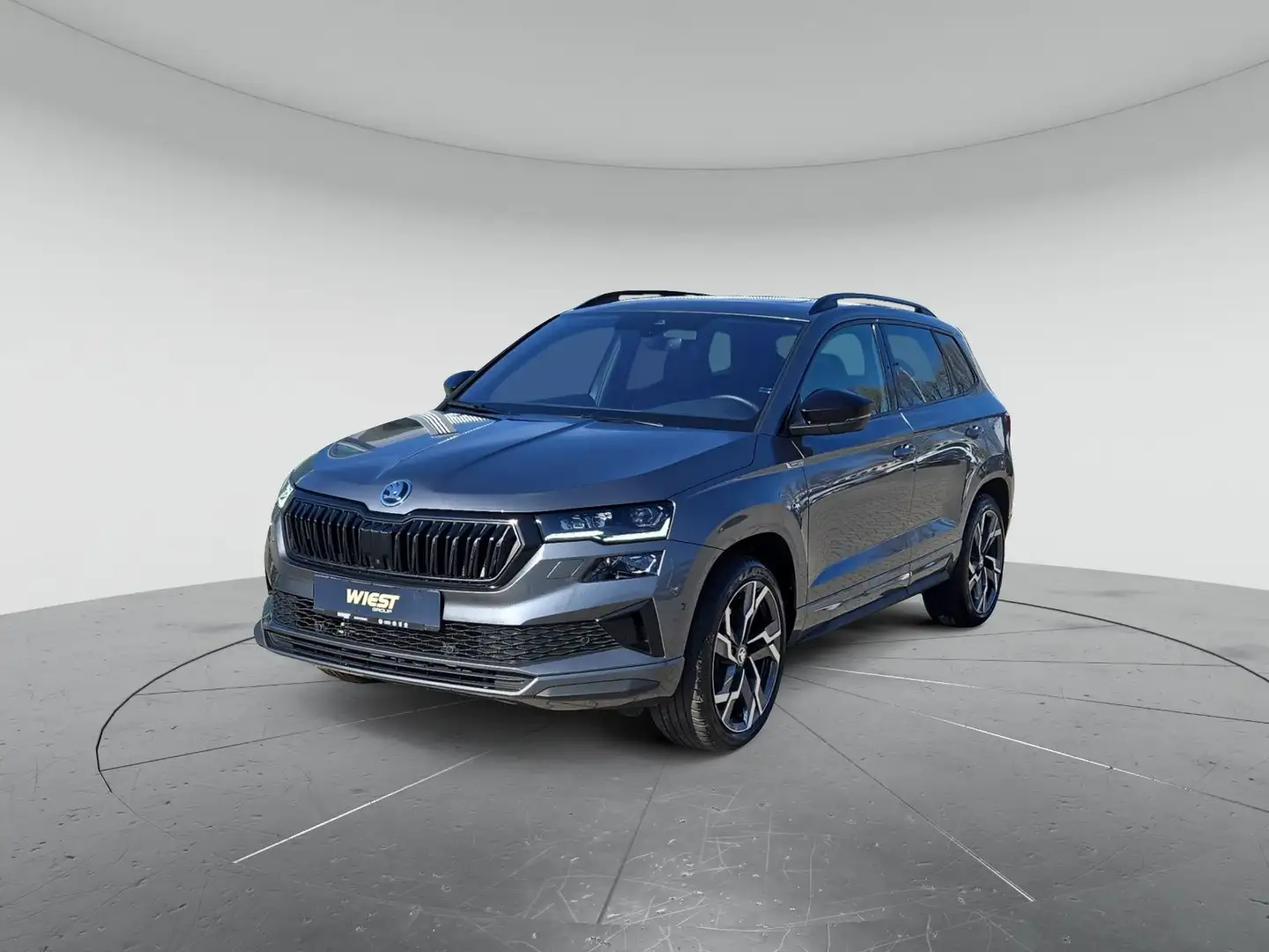 Skoda Karoq Sportline 2.0 TSI DSG 4x4, PANO/CANTON/MAT Grau - 2